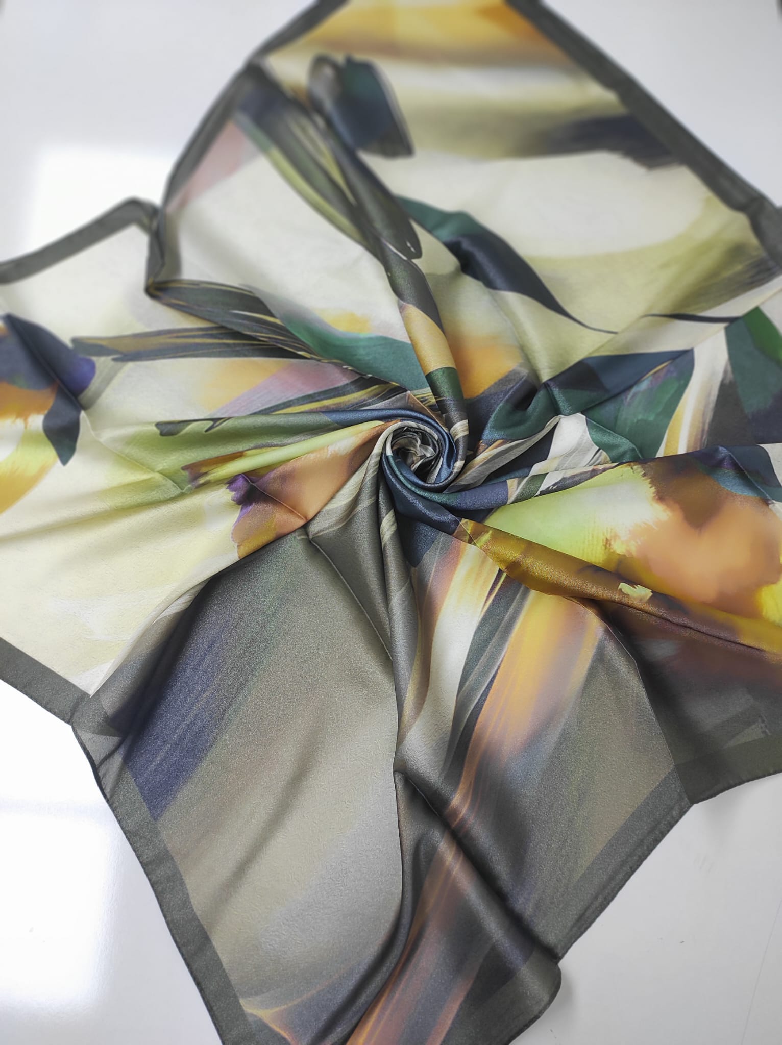 Picasso Eşarp DG100-3216