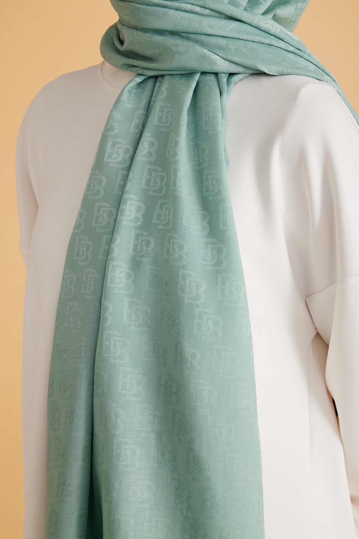 Belli Fresh Monogram Şal 1