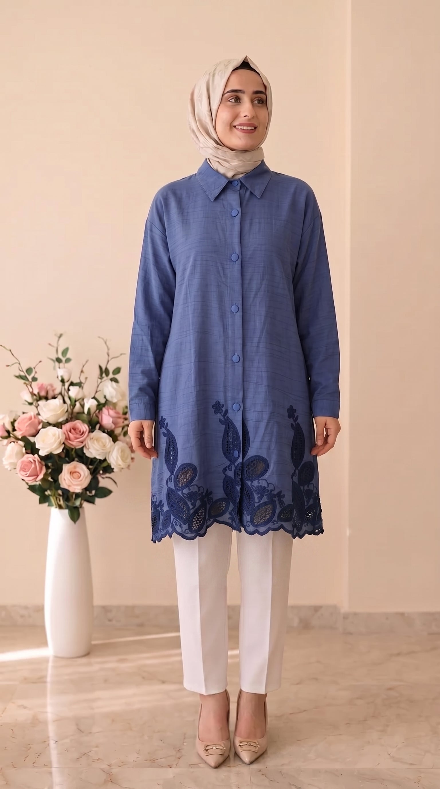 Güner Moda Dantel İşlemeli Tunik