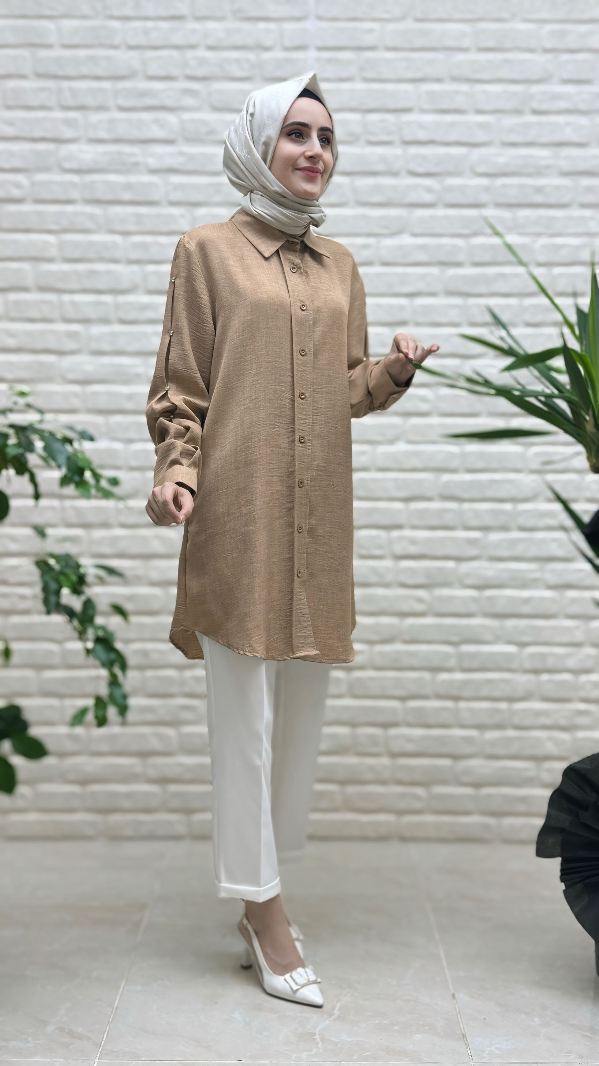 Beranisa Kolları Taş Detaylı Tunik 930