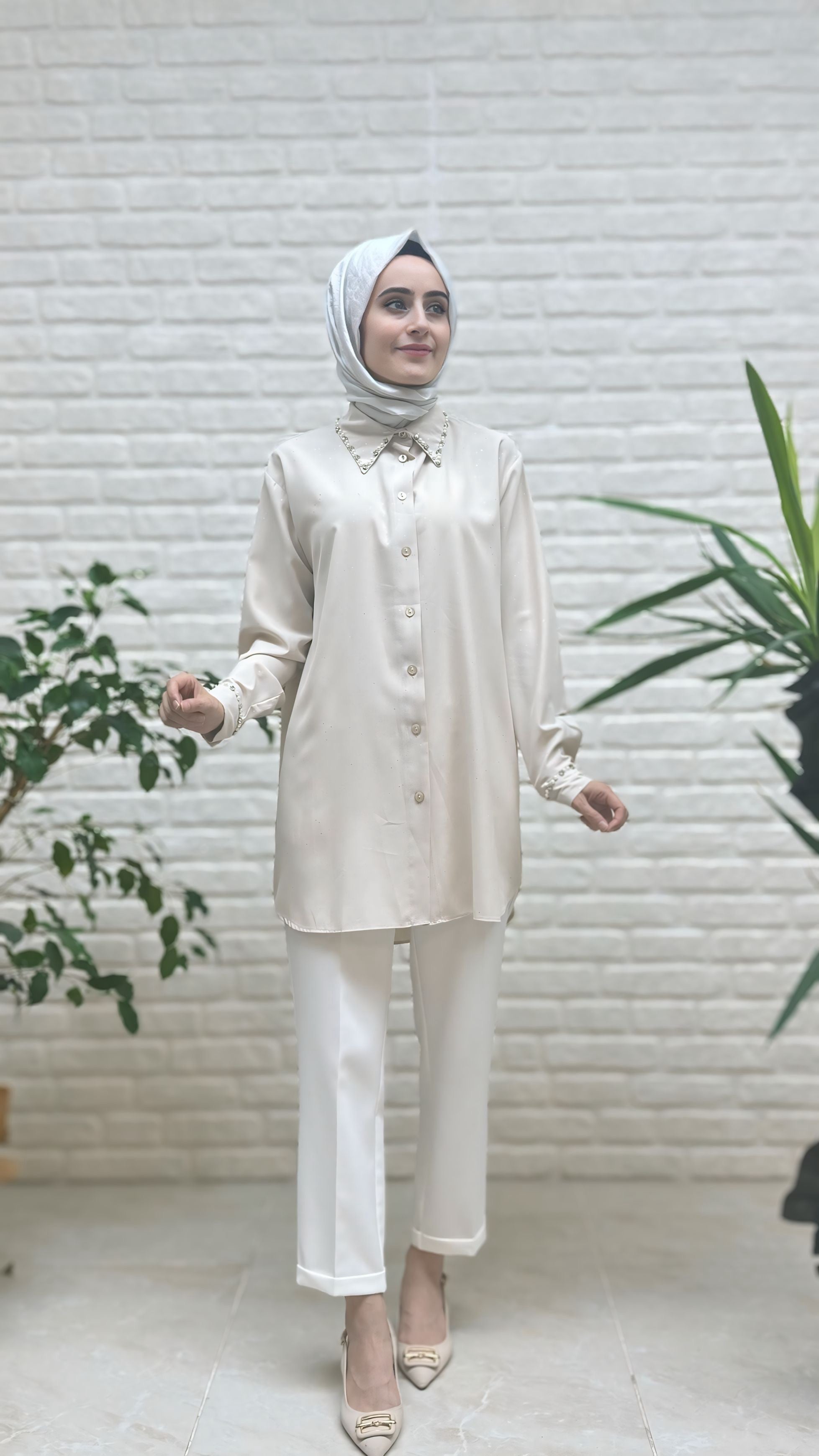 Eylül Yakası Ve Manşeti Taşlı Tunik 1972