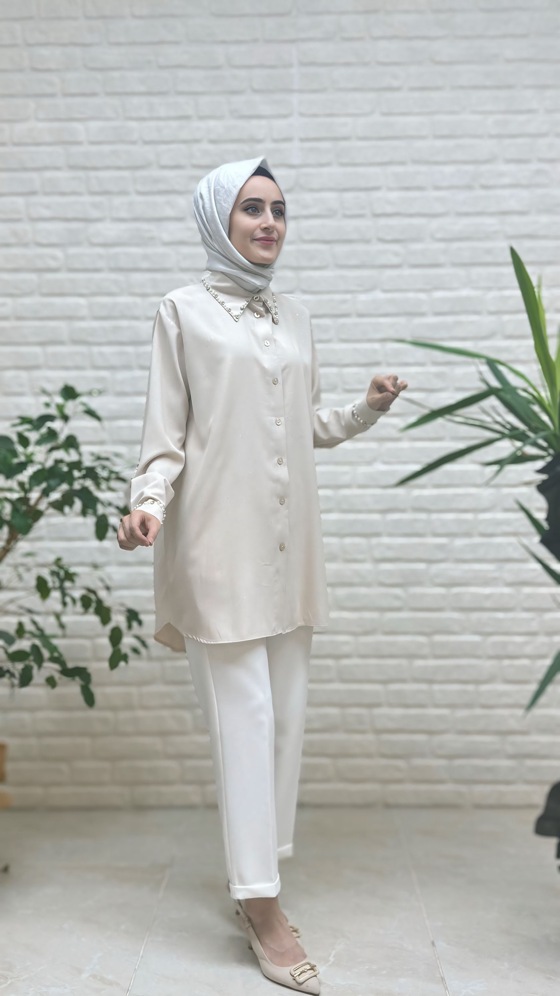 Eylül Yakası Ve Manşeti Taşlı Tunik 1972