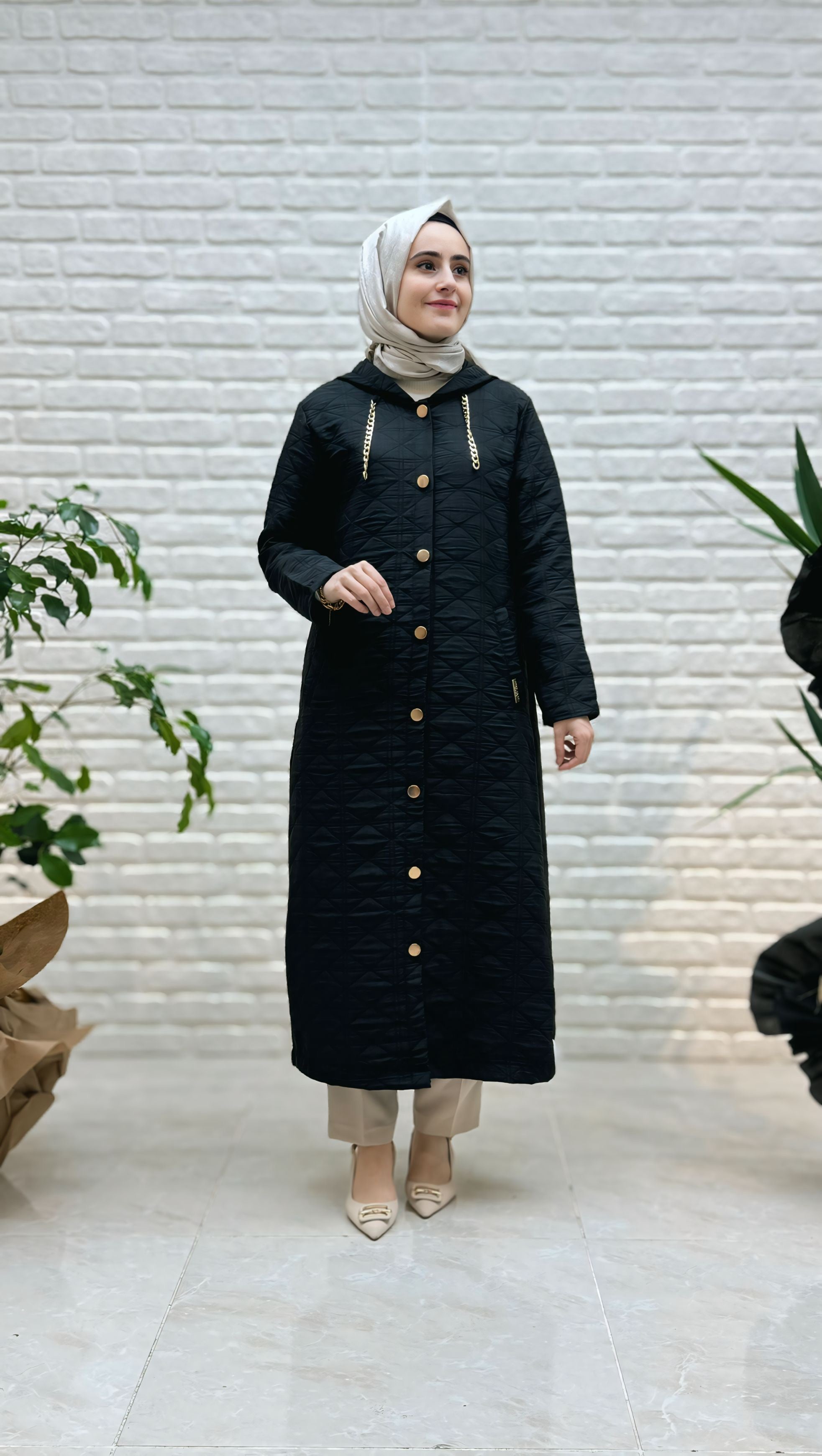 Ayşe Akay Kapitone Kap 3838