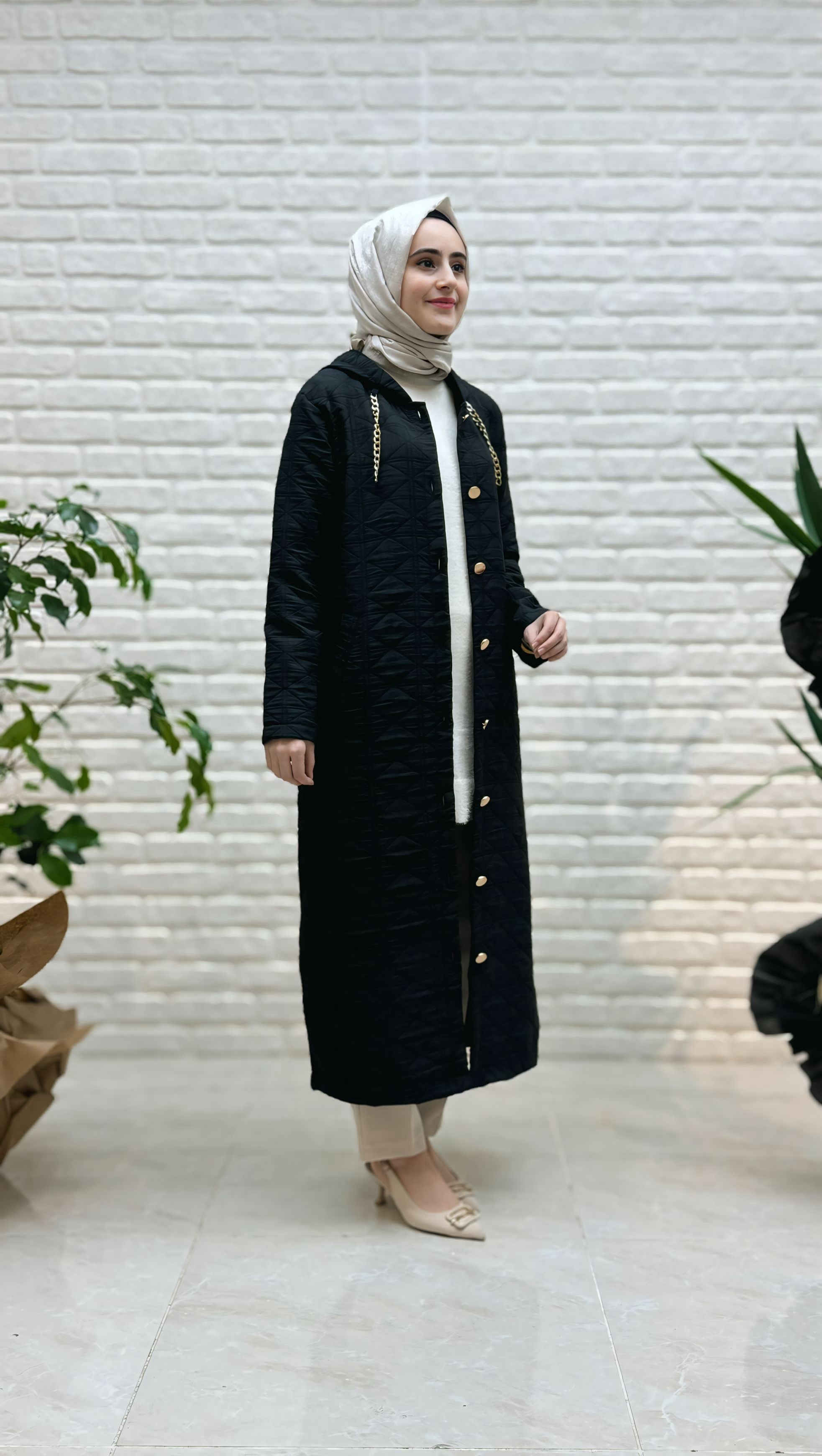 Ayşe Akay Kapitone Kap 3838