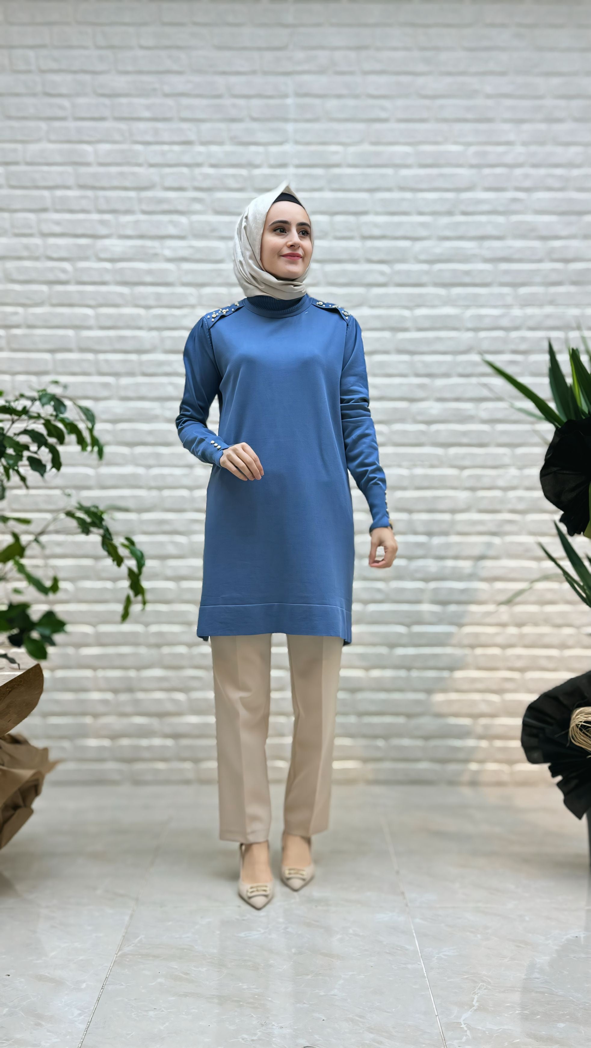 Beranisa Omzu İncili Soğuk Triko 3840