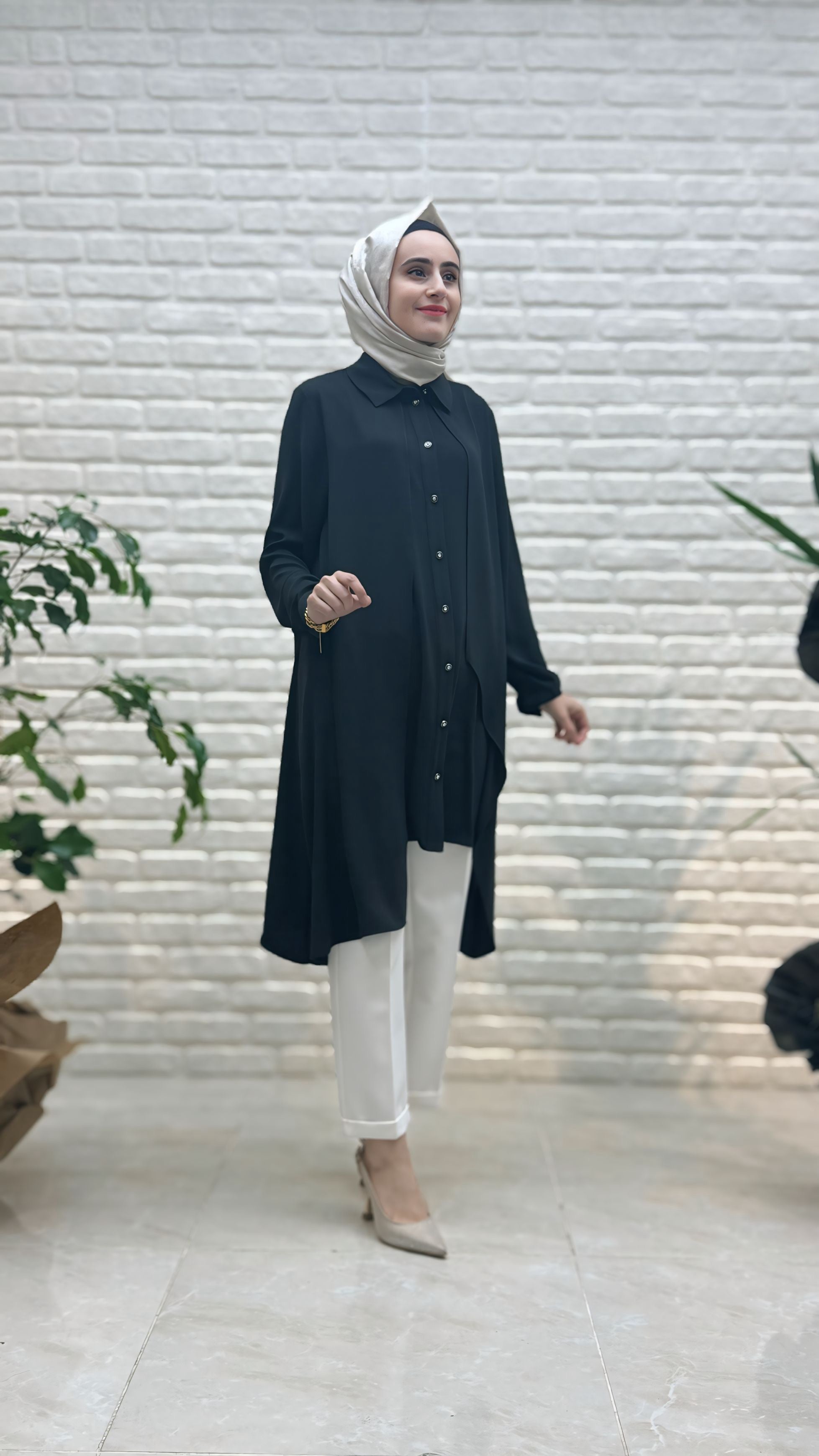 Nihan Gömlek Yaka Asimetrik Tunik