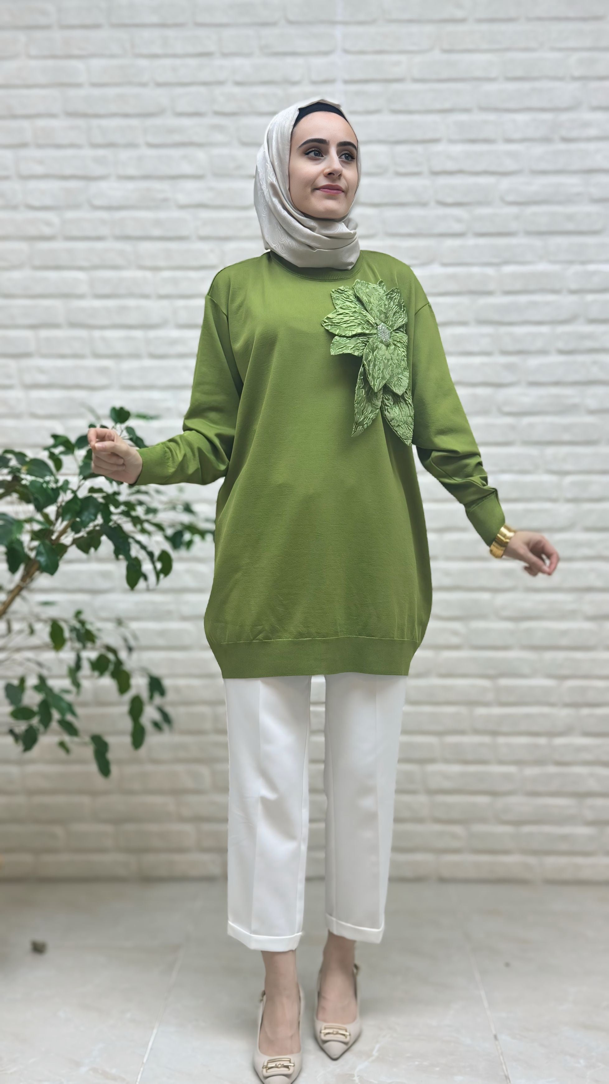 Beranisa Gül Detaylı Soğukip Tunik 2550