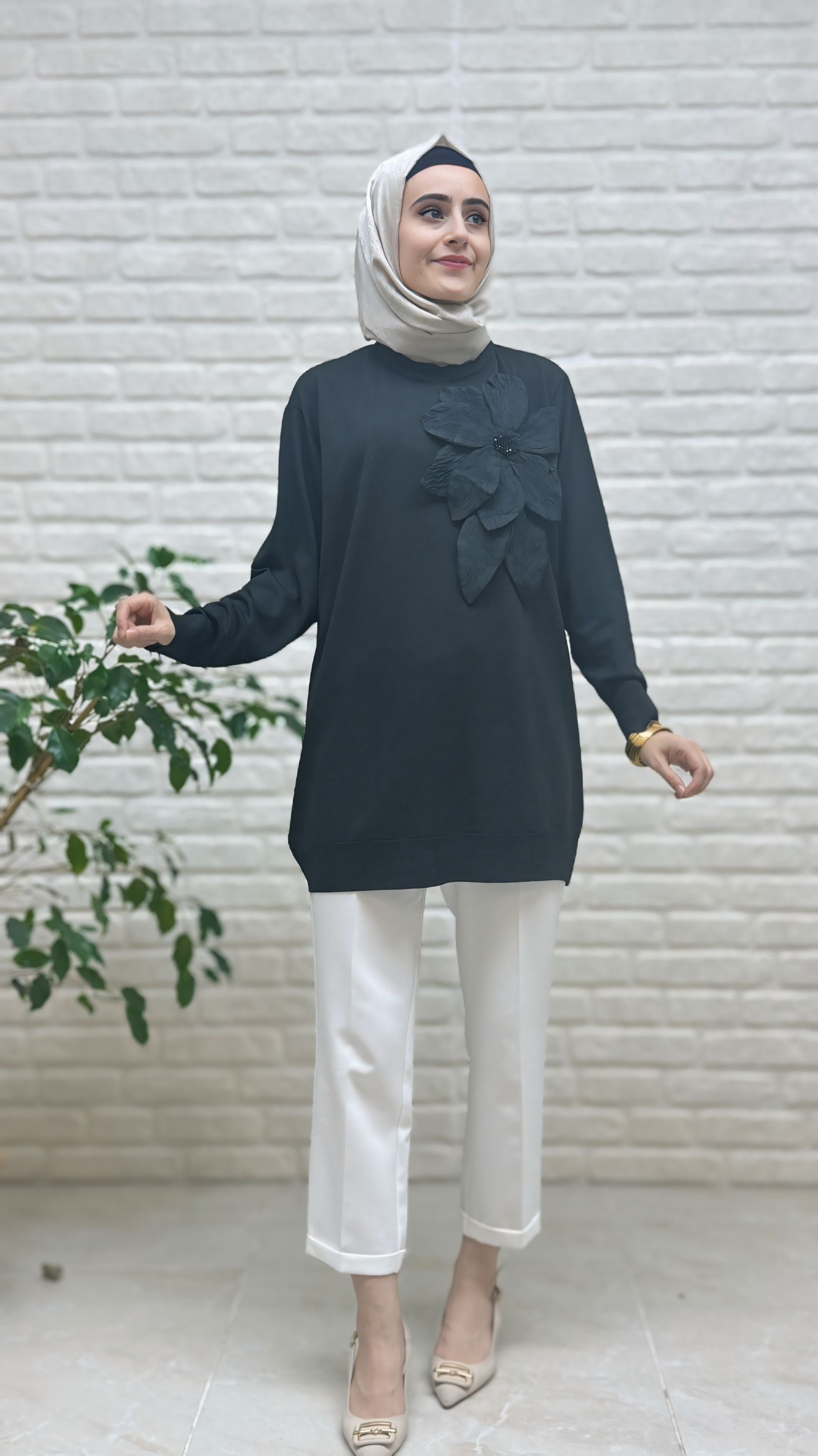 Beranisa Gül Detaylı Soğukip Tunik 2550