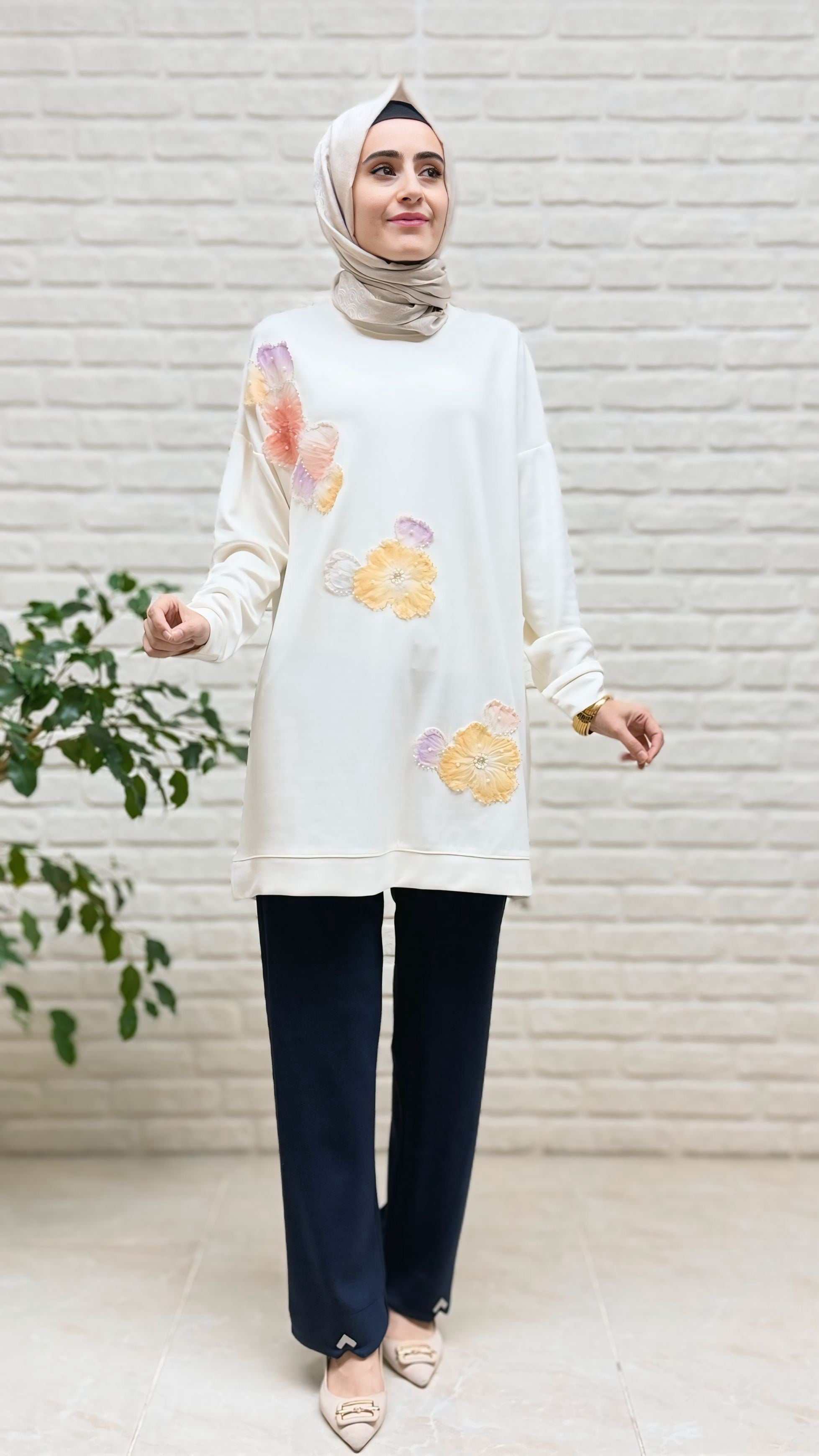 Simay Moda Oysho V Logo Çakmalı Pantolon 1076