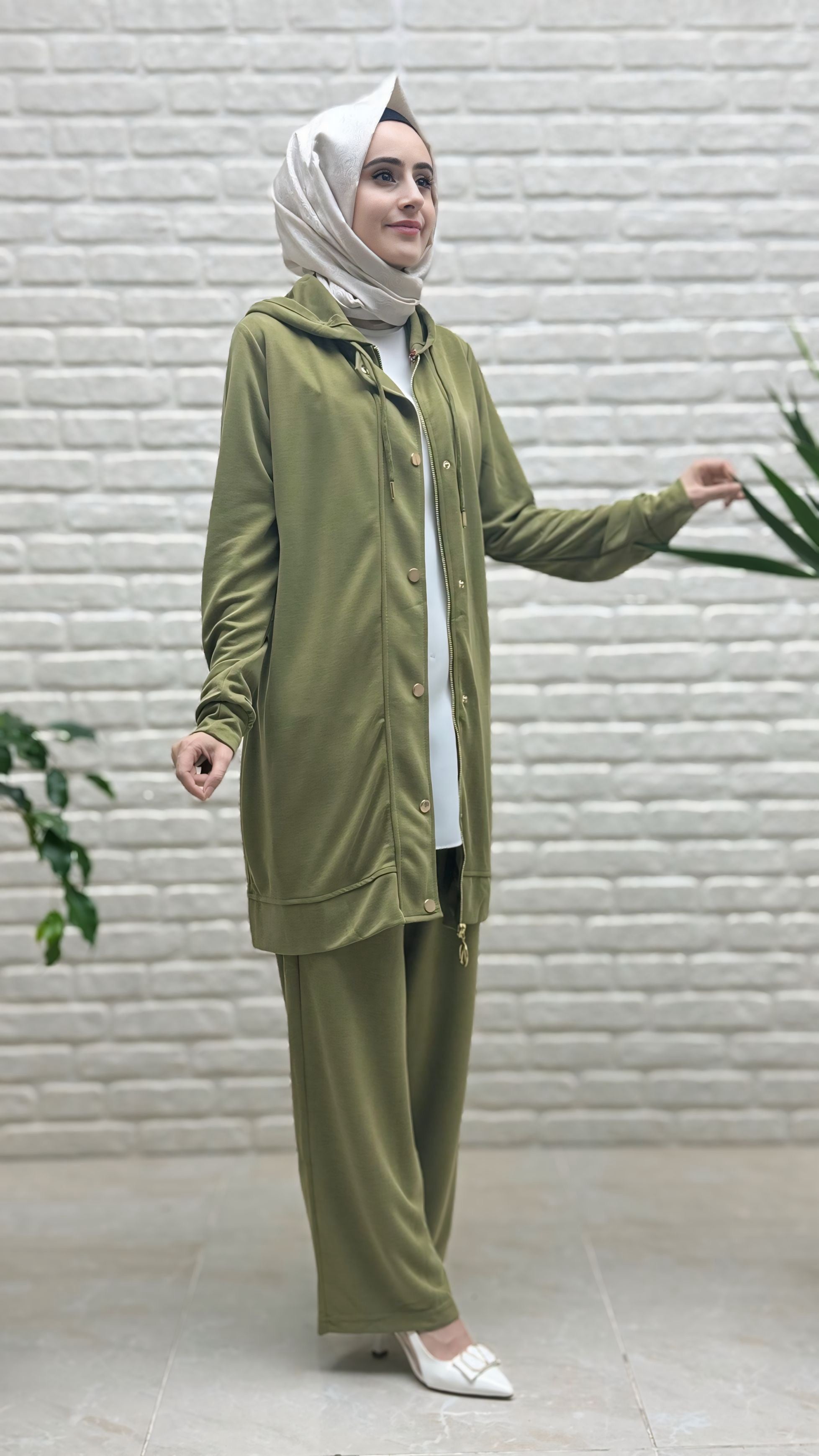 Ayşe Akay Çıtçıtlı Pantolonlu Takım 9714