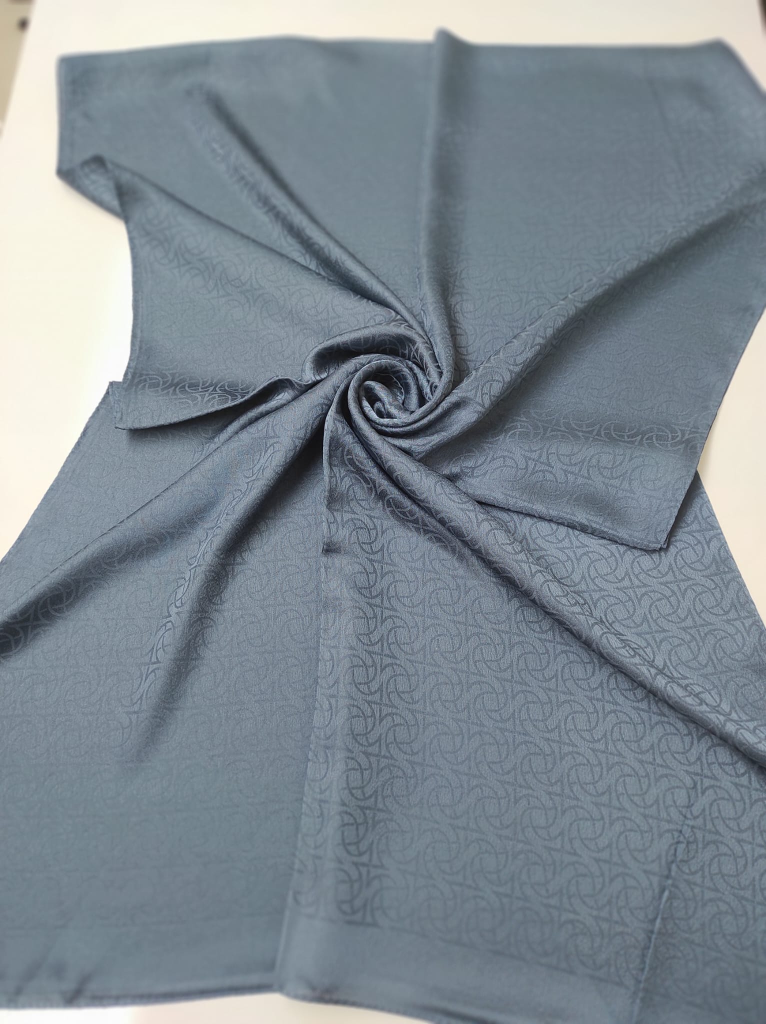 Hint İpek Parıltılı Şal