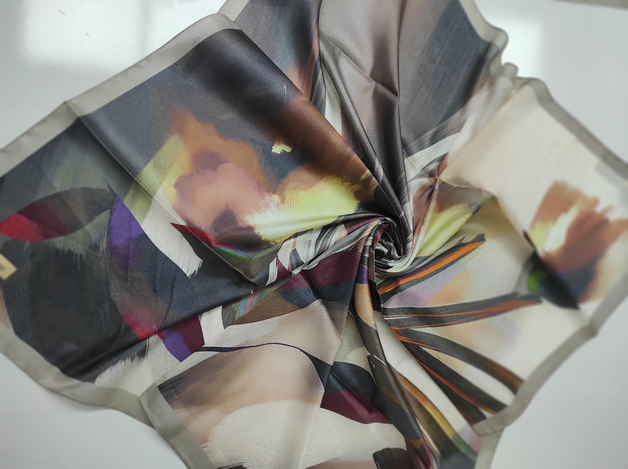 Picasso Eşarp DG100-3216