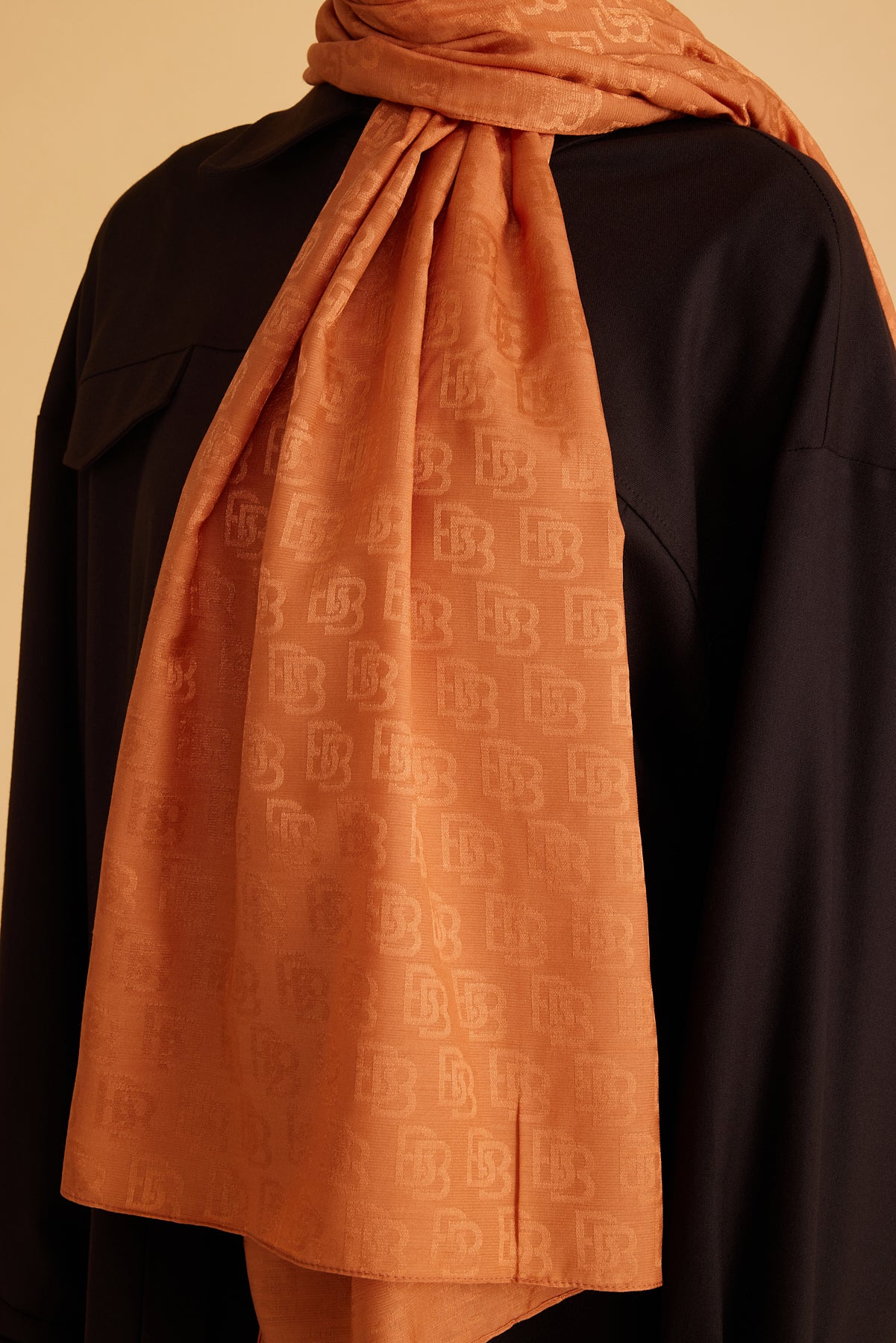 Belli Fresh Monogram Şal 1