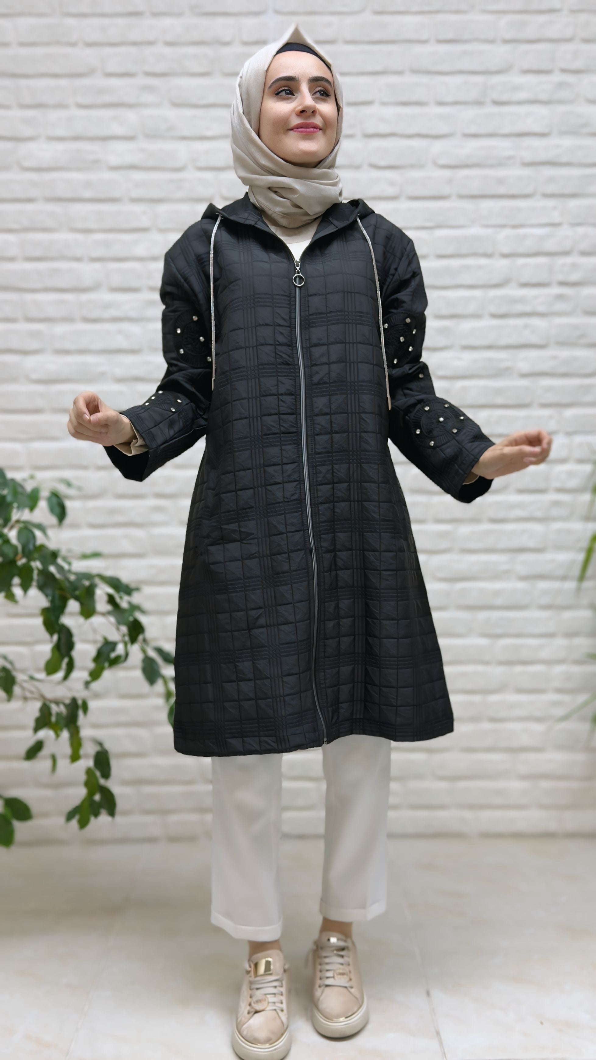 Beranisa Taş İşlemeli Kapitone Kap 3980