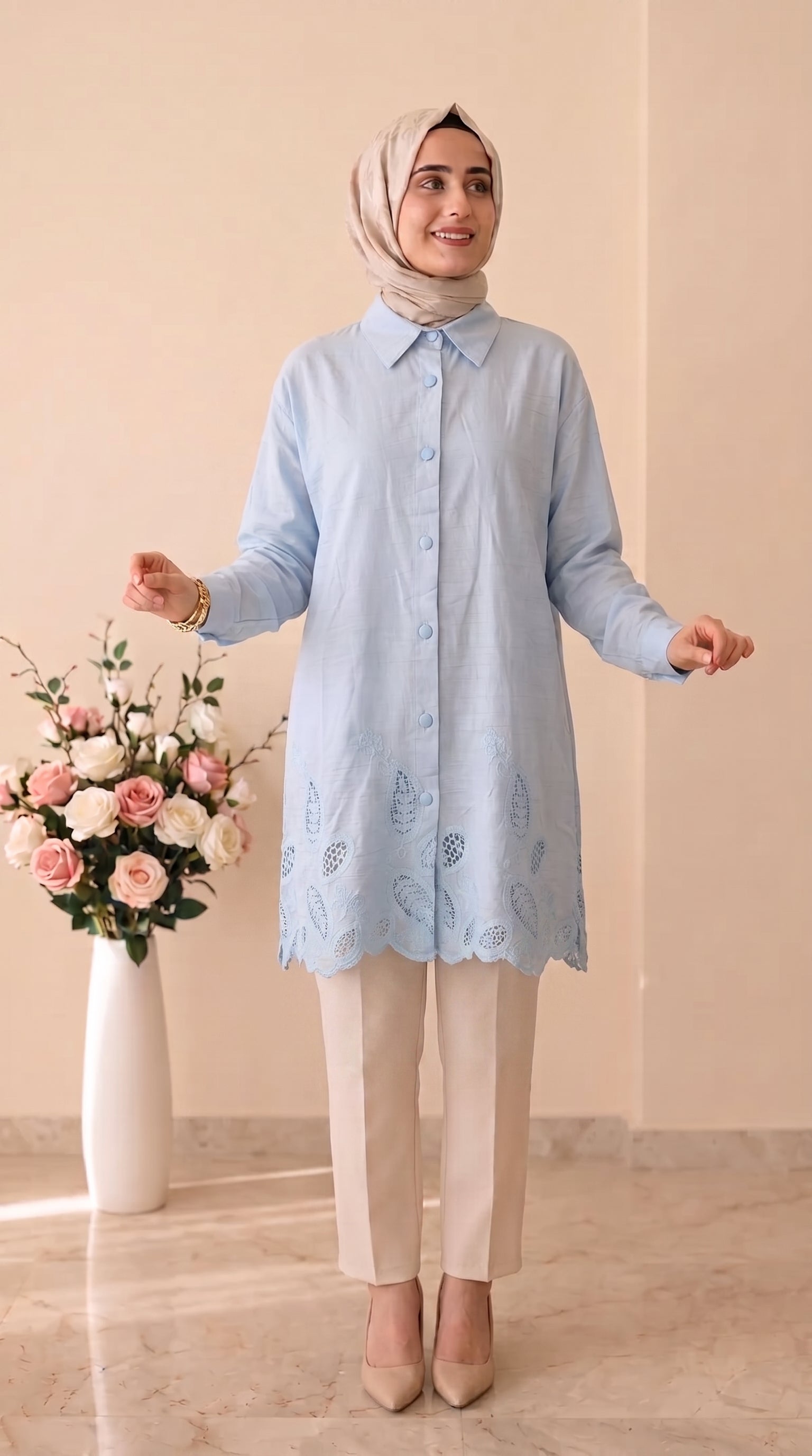 Güner Moda Dantel İşlemeli Tunik