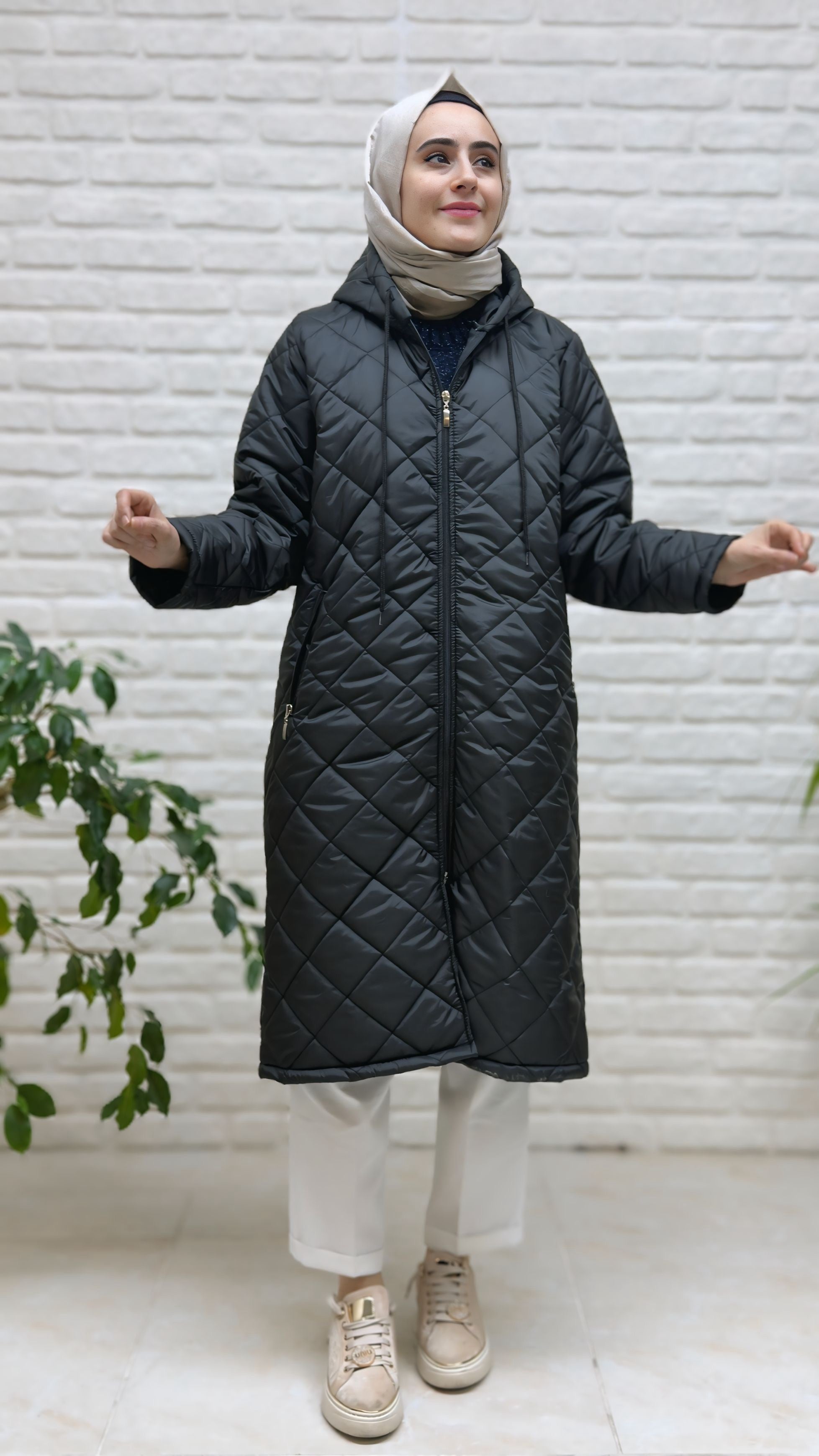 Beranisa Kapitone Mont 3981