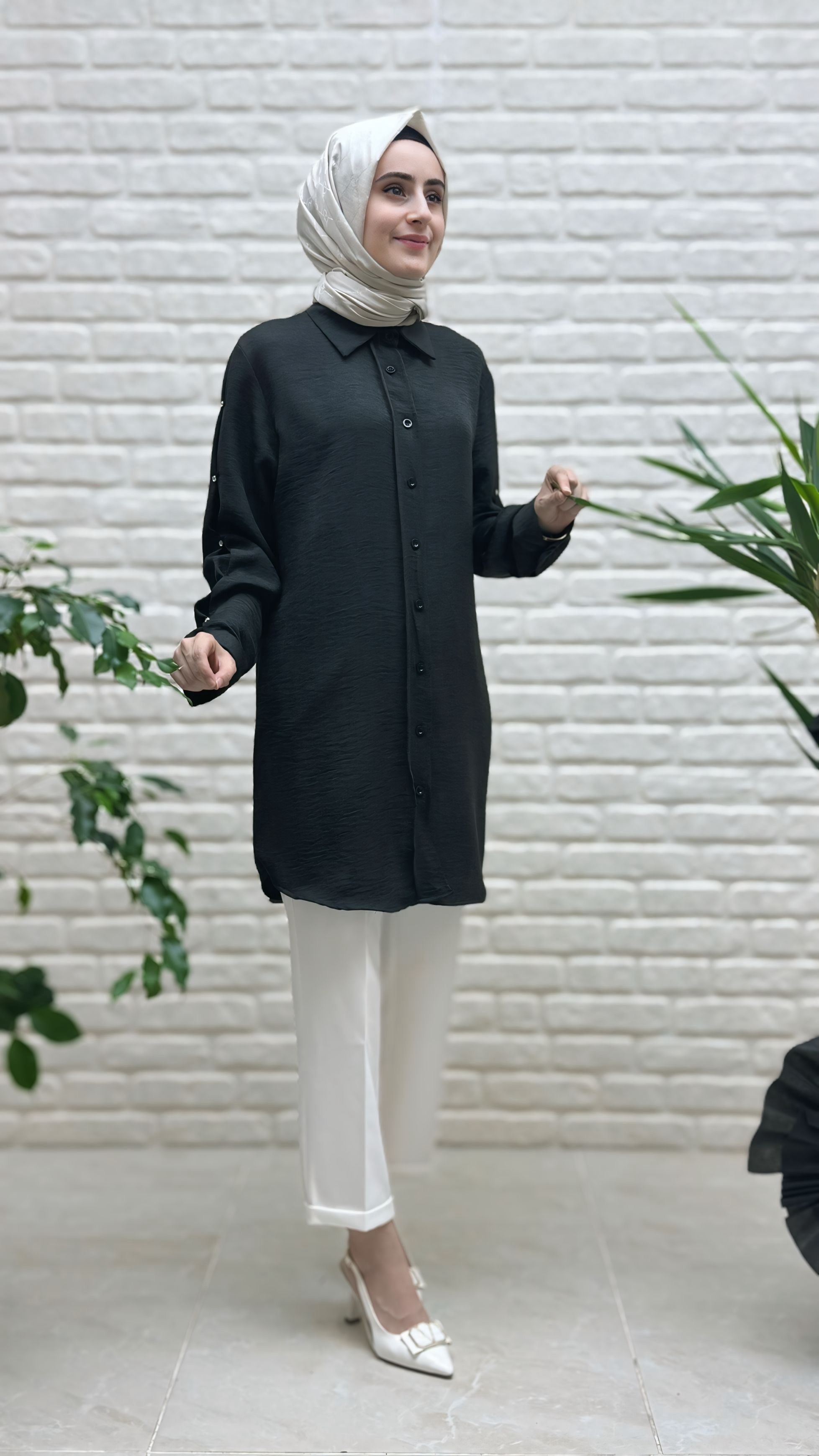 Beranisa Kolları Taş Detaylı Tunik 930