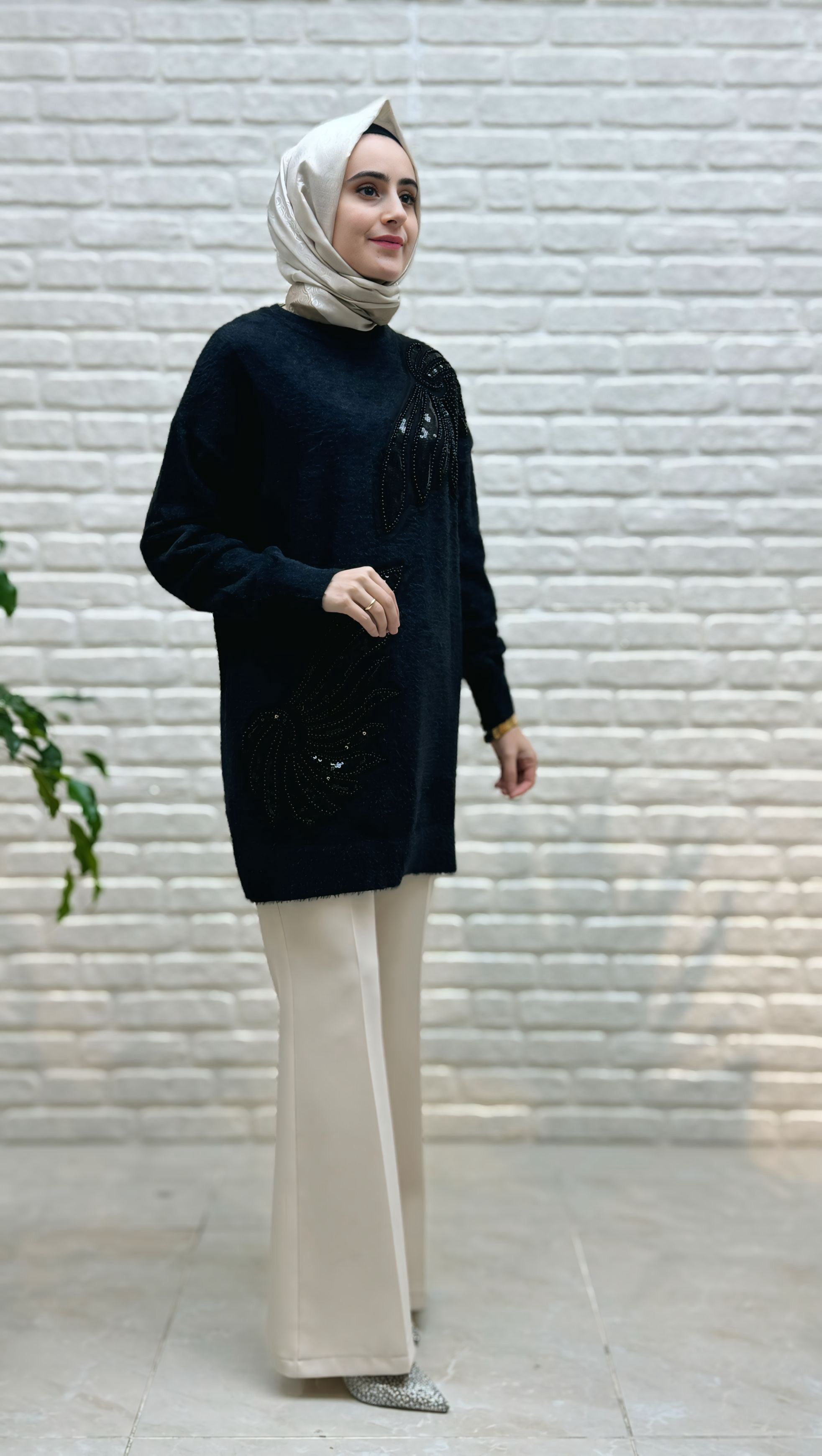 Nefise Taş Detaylı Angora