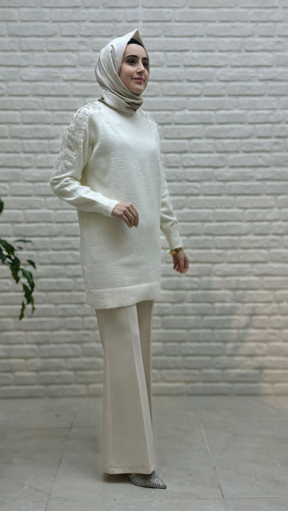 Nefise Omuz Detaylı Taşlı Angora Kazak Siyah 140308O