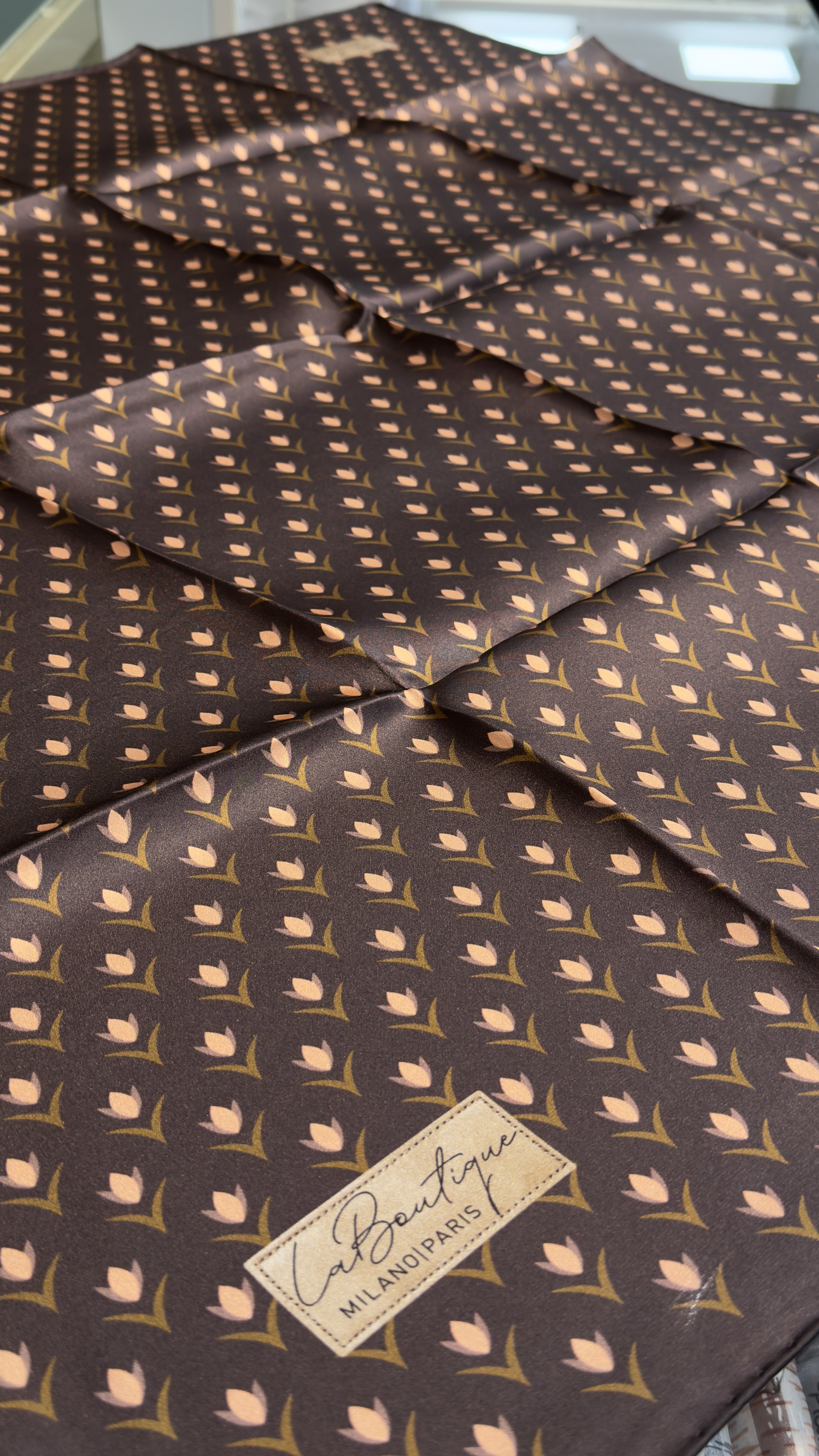 La Boutique Sura Eşarp