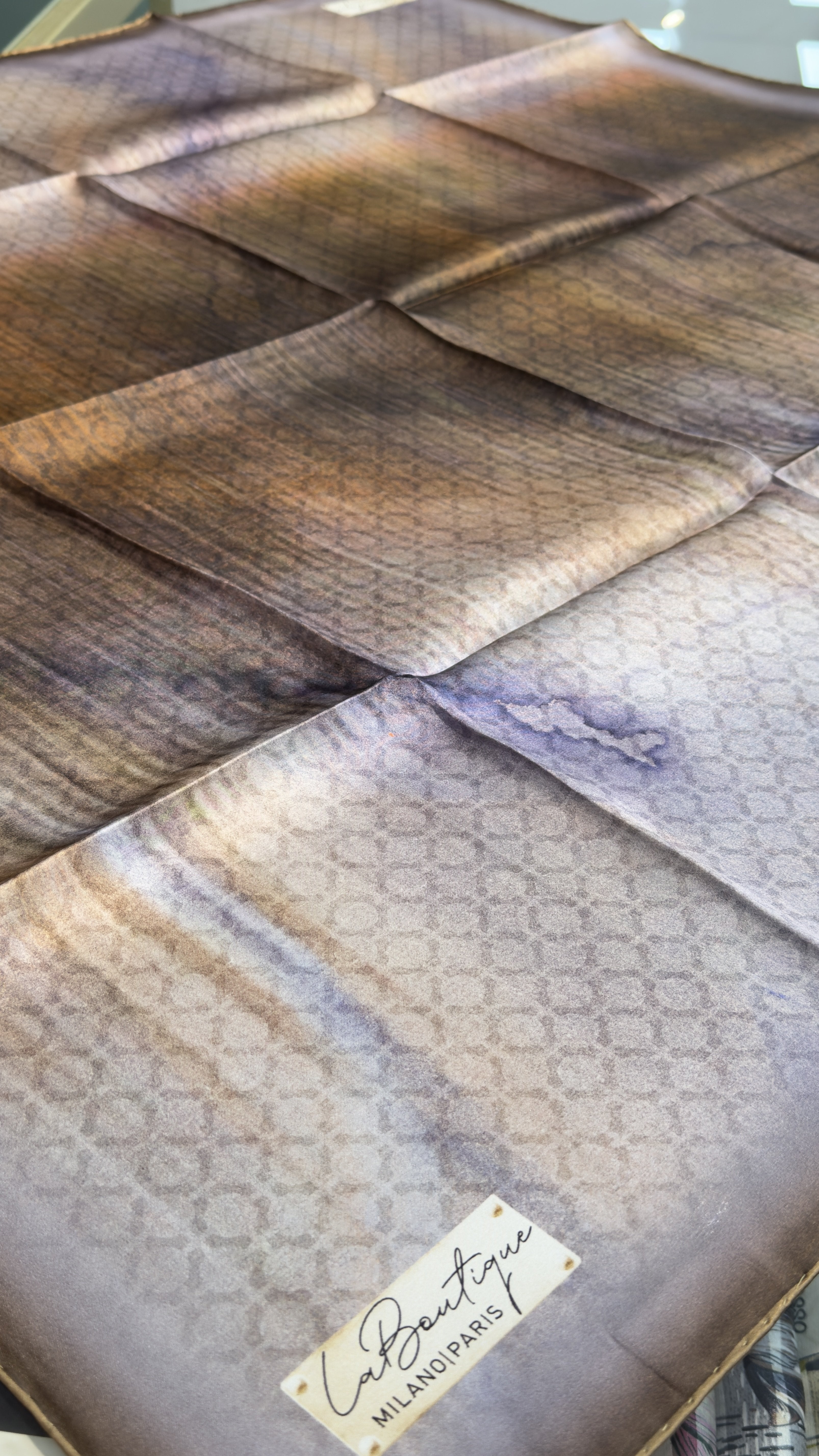 La boutique Sura Eşarp