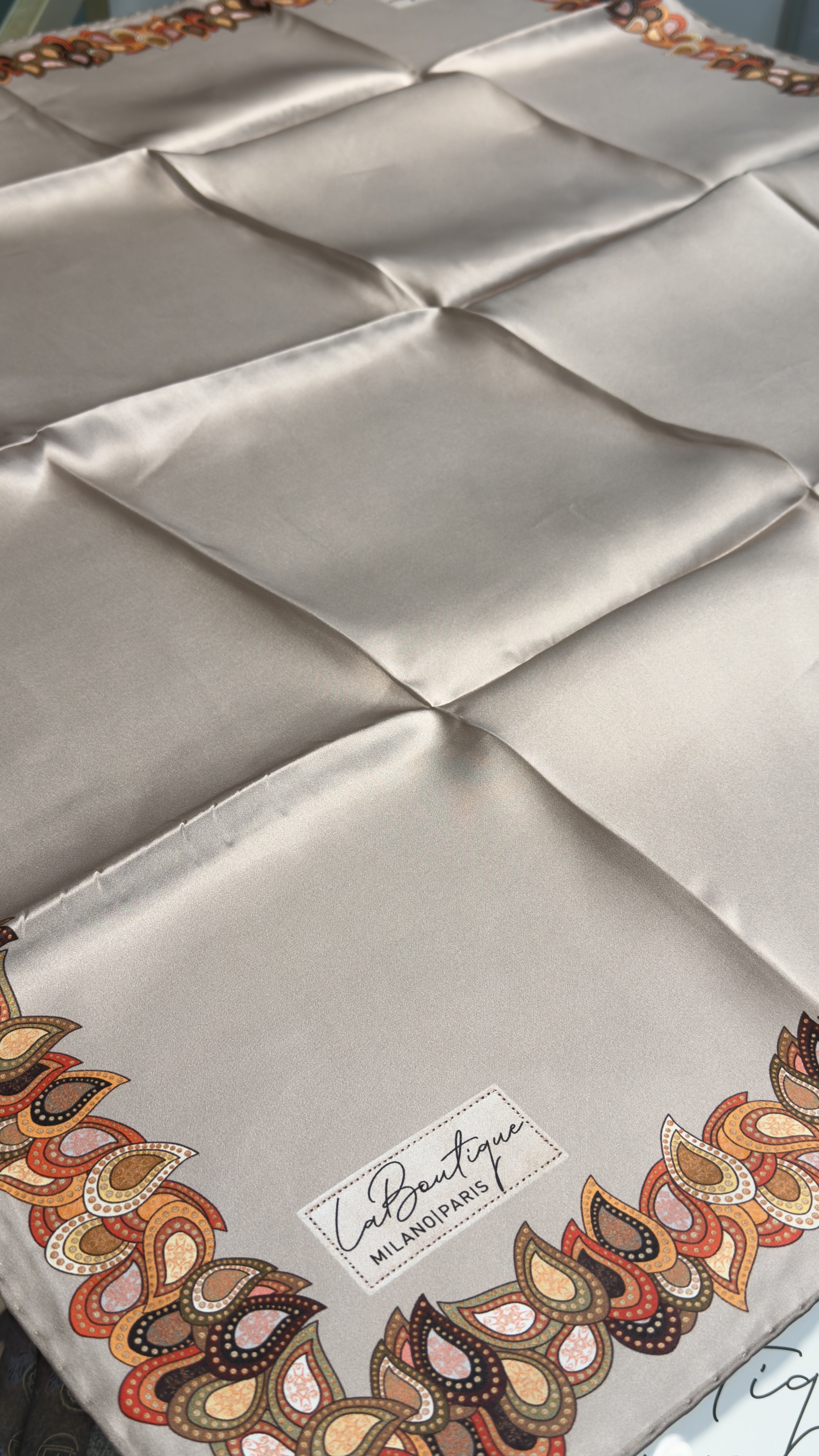 La Boutique Sura İpek EŞarp