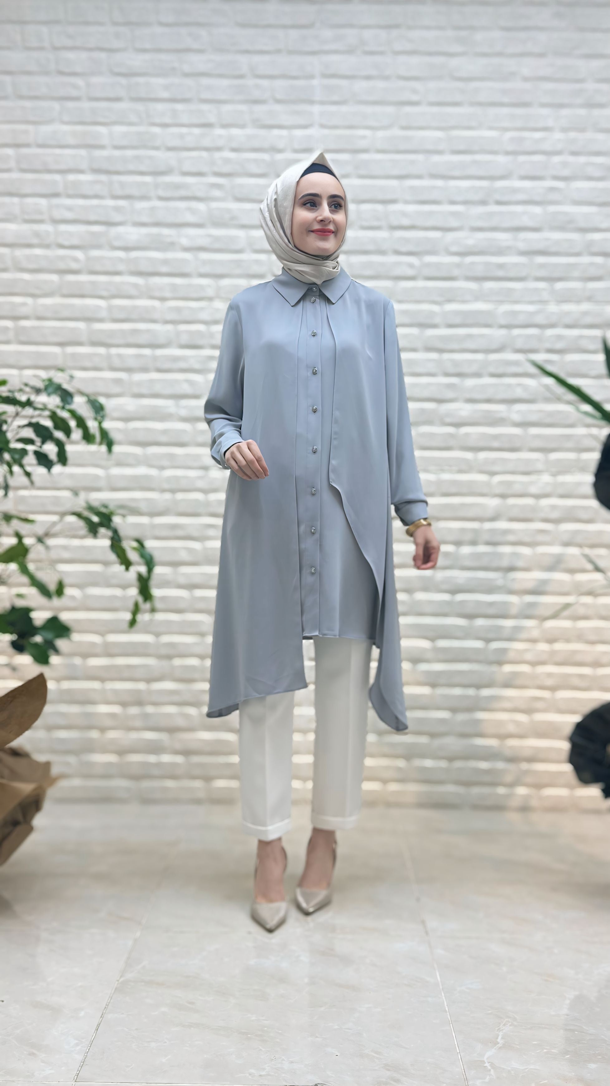 Nihan Gömlek Yaka Asimetrik Tunik