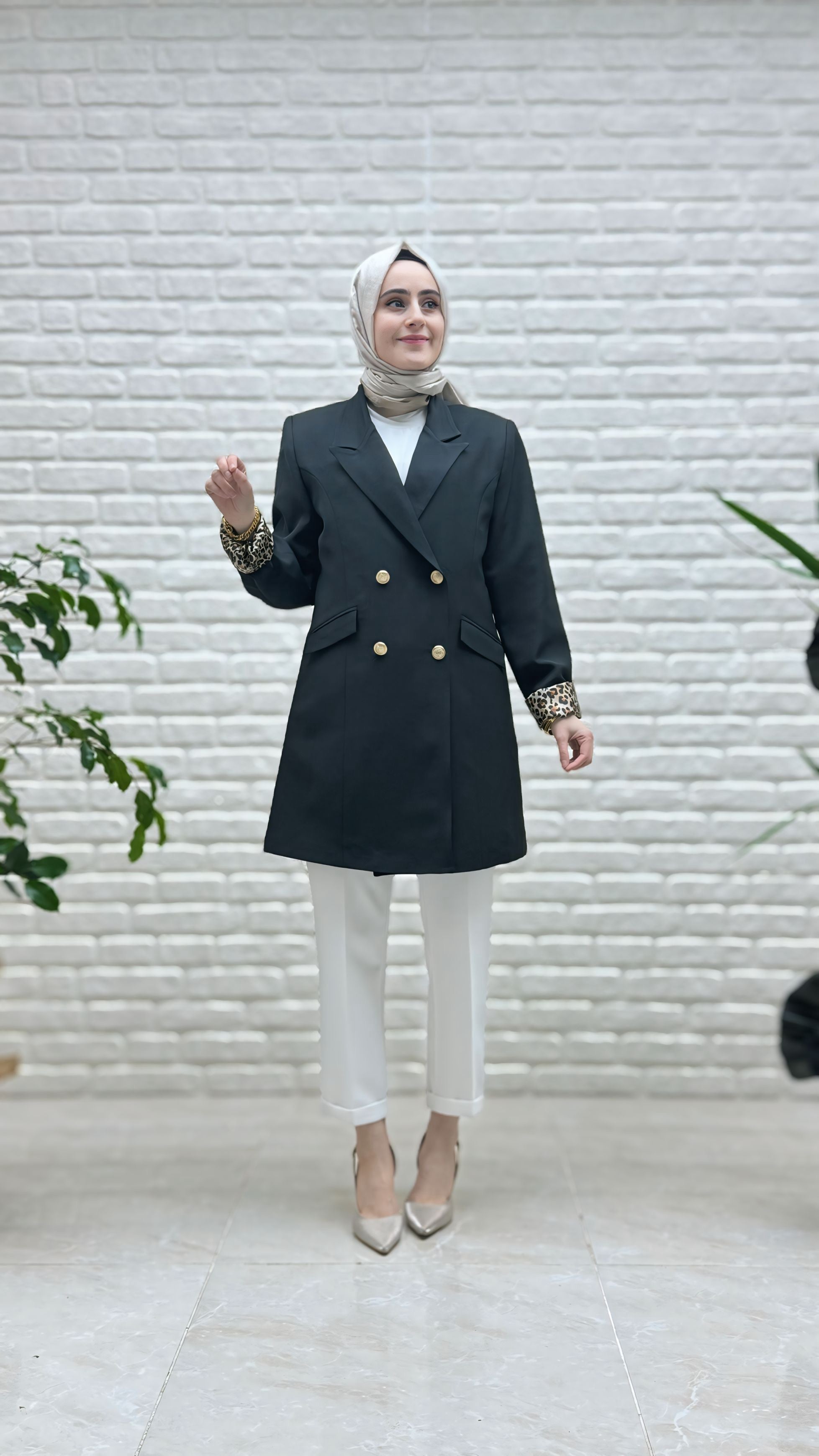 Ayşe Akay Leopar Desenli Ceket