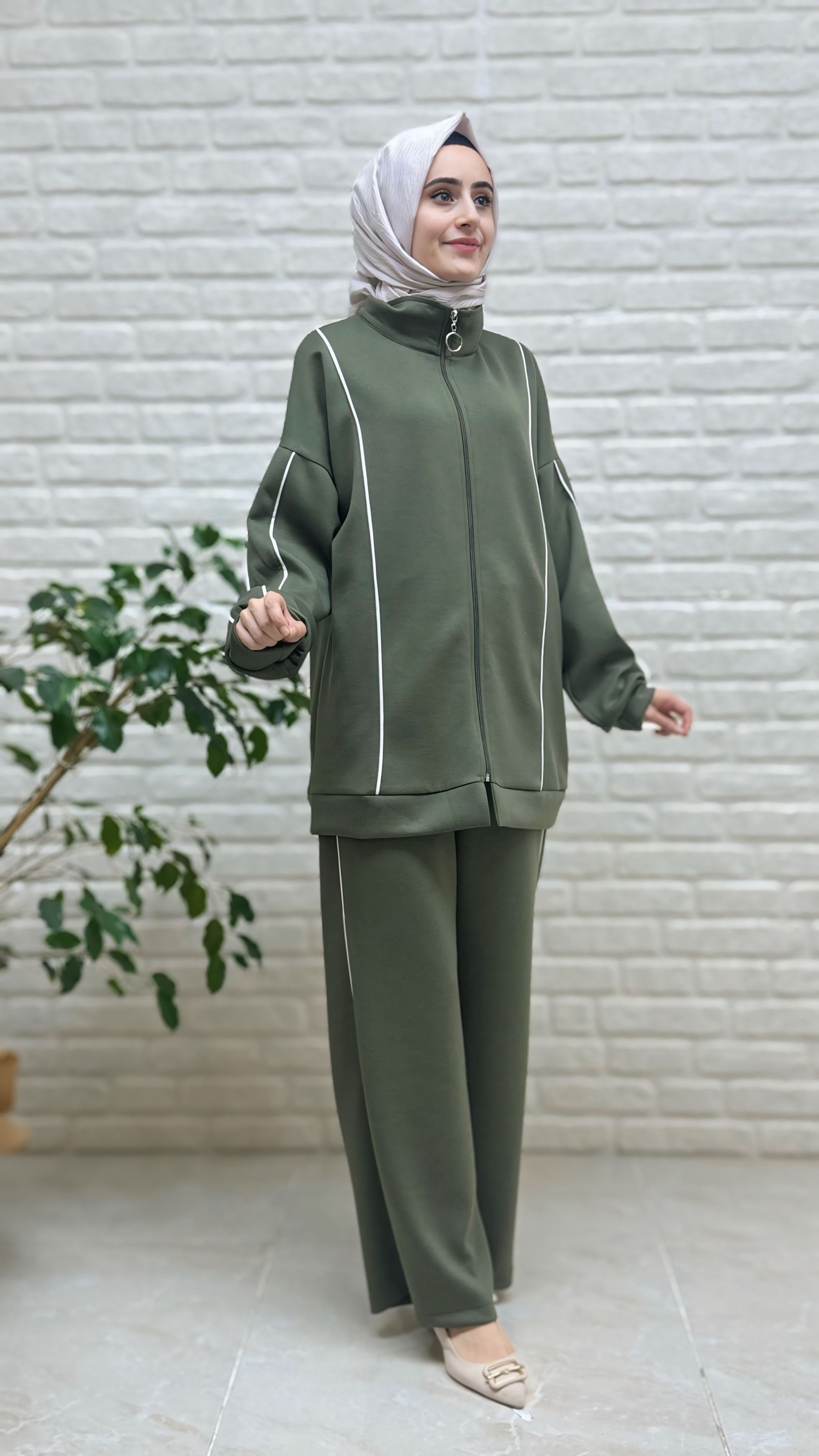 Miss Esse Takım 8156