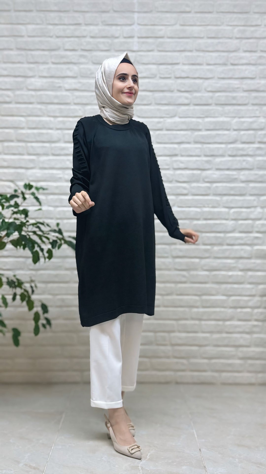 Kado Kolu Gofralı Düğmeli Soğuk İP Tunik 725006