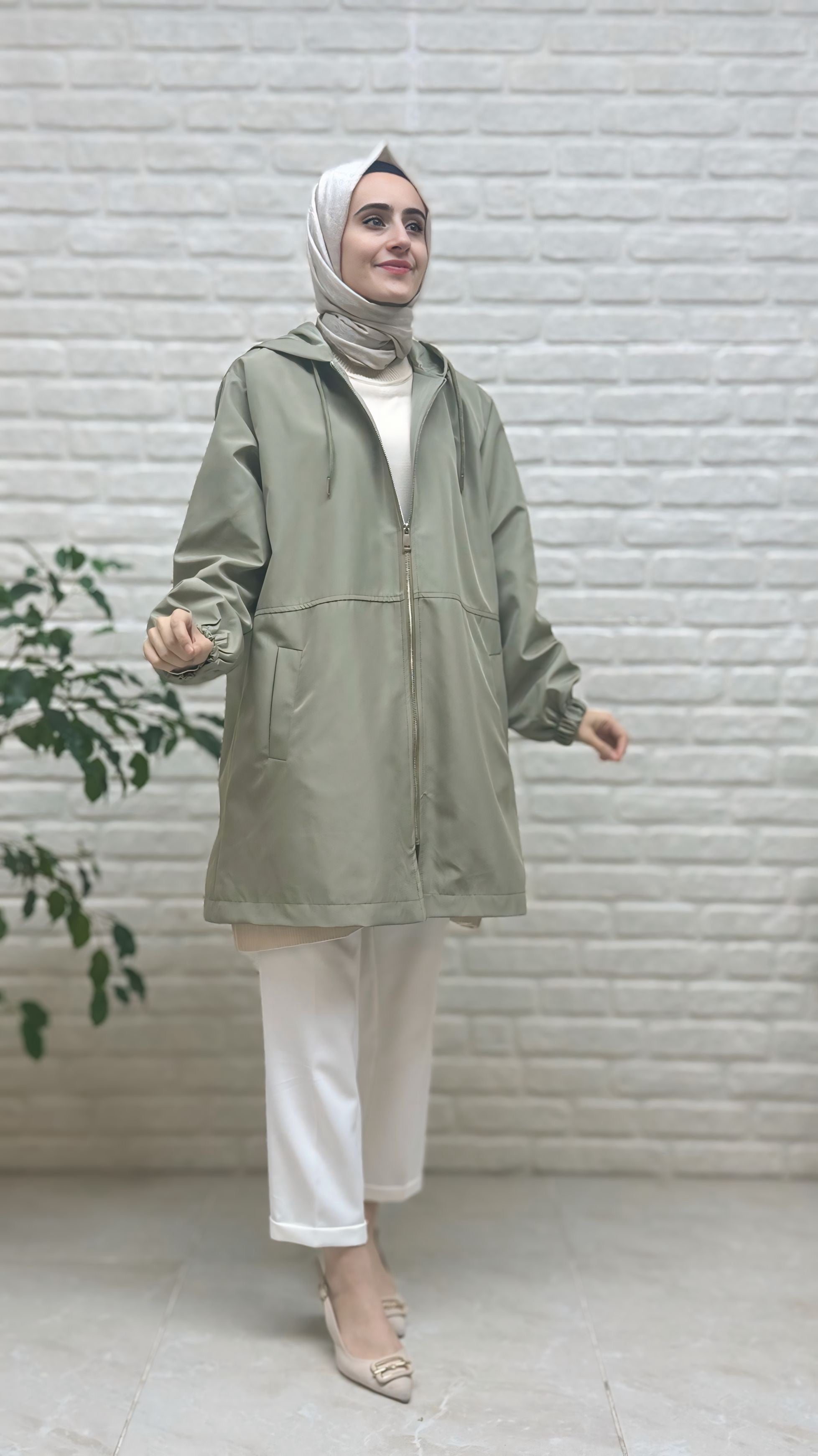 Miss Esse Arkası Nakışlı Kap 2072