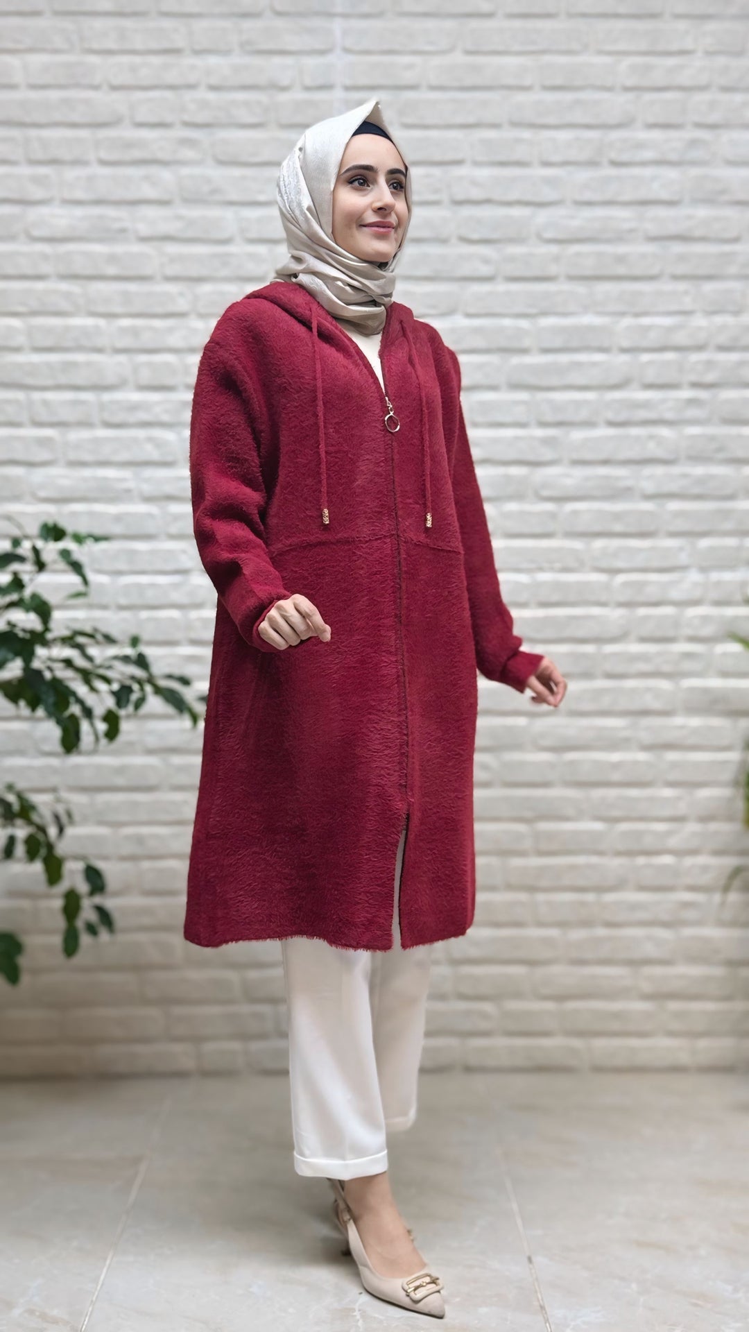 Gülseli Sırtı Nakışlı Angora Kopşonlu Hırka 250752