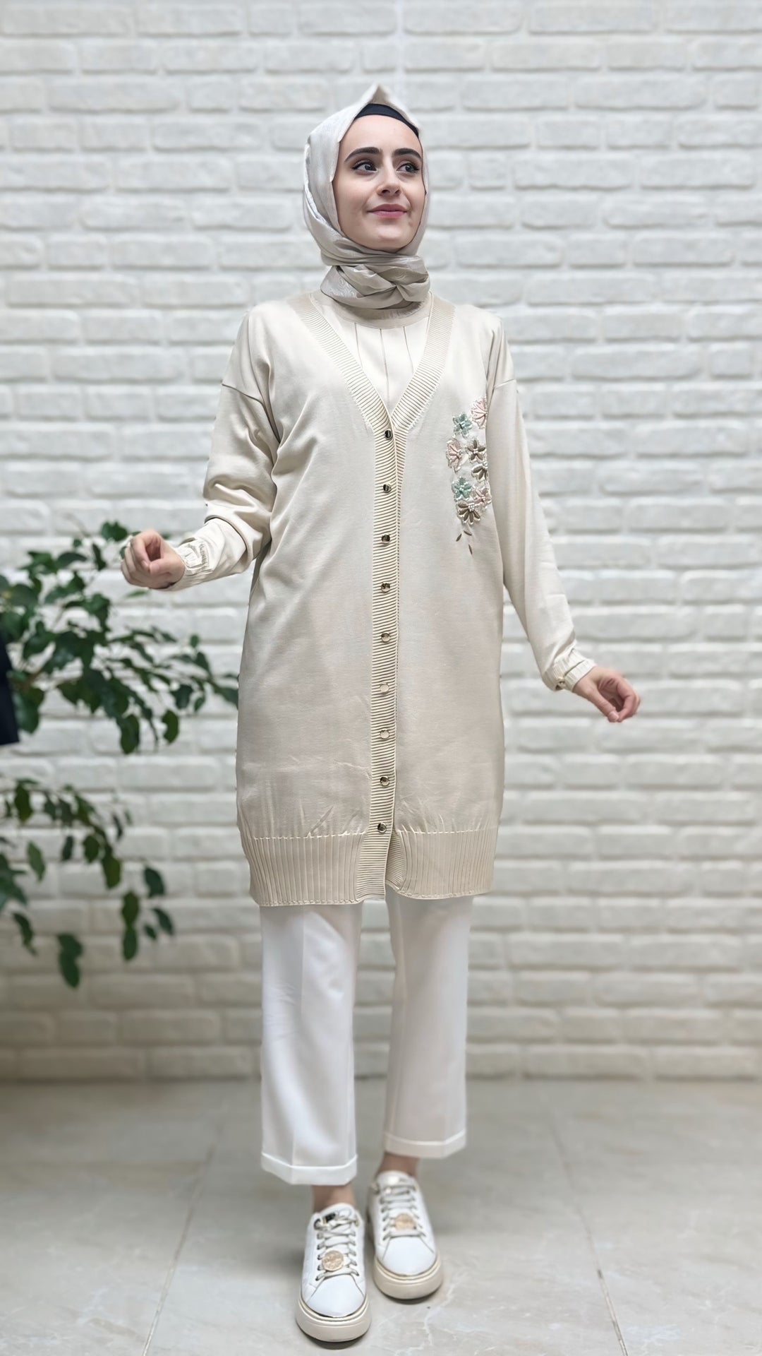 Novalüx Çiçek Nakışlı Soğuk İP Hırka 3280