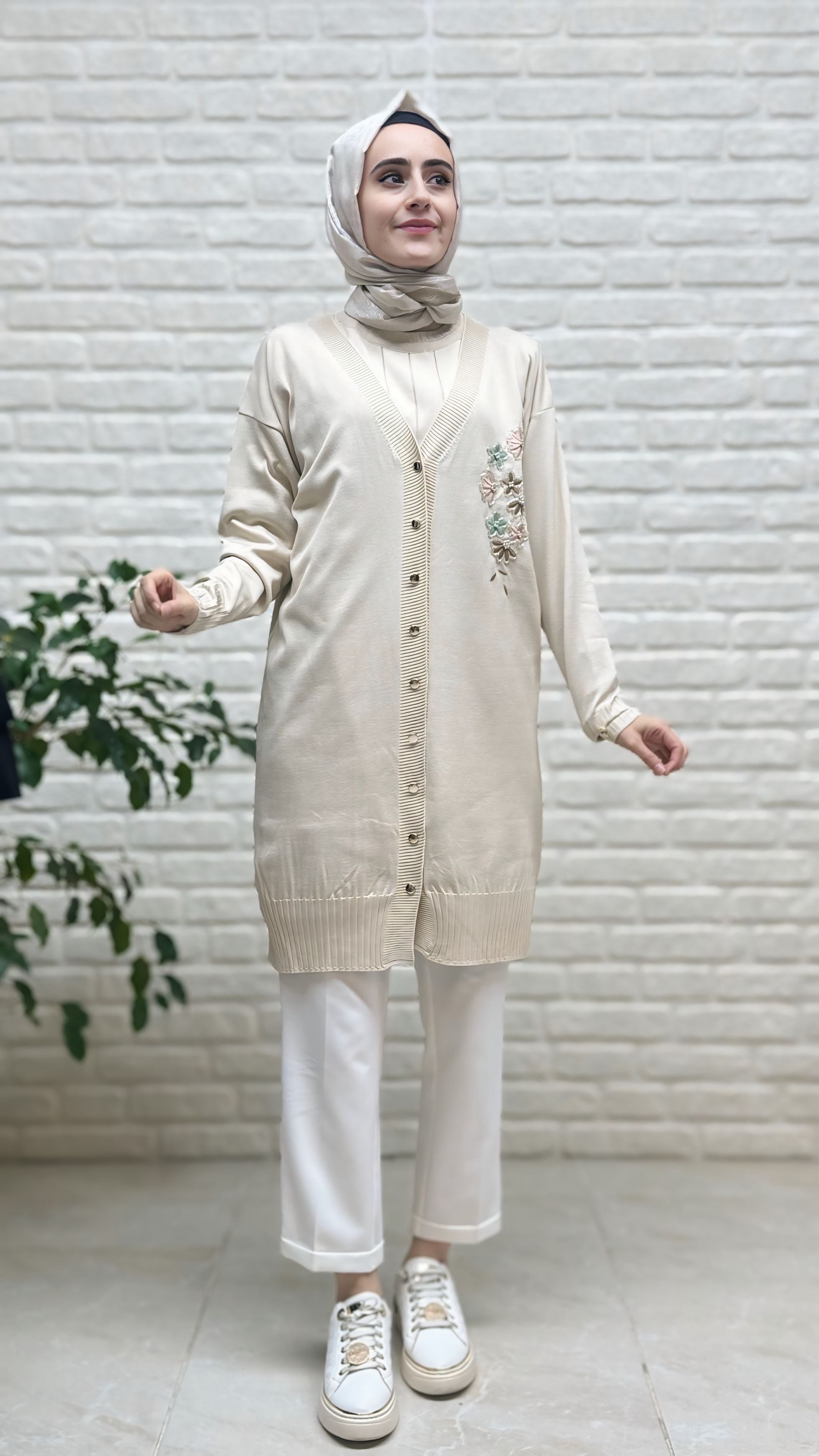 Novalüx Çiçek Nakışlı Soğuk İP Hırka 3280