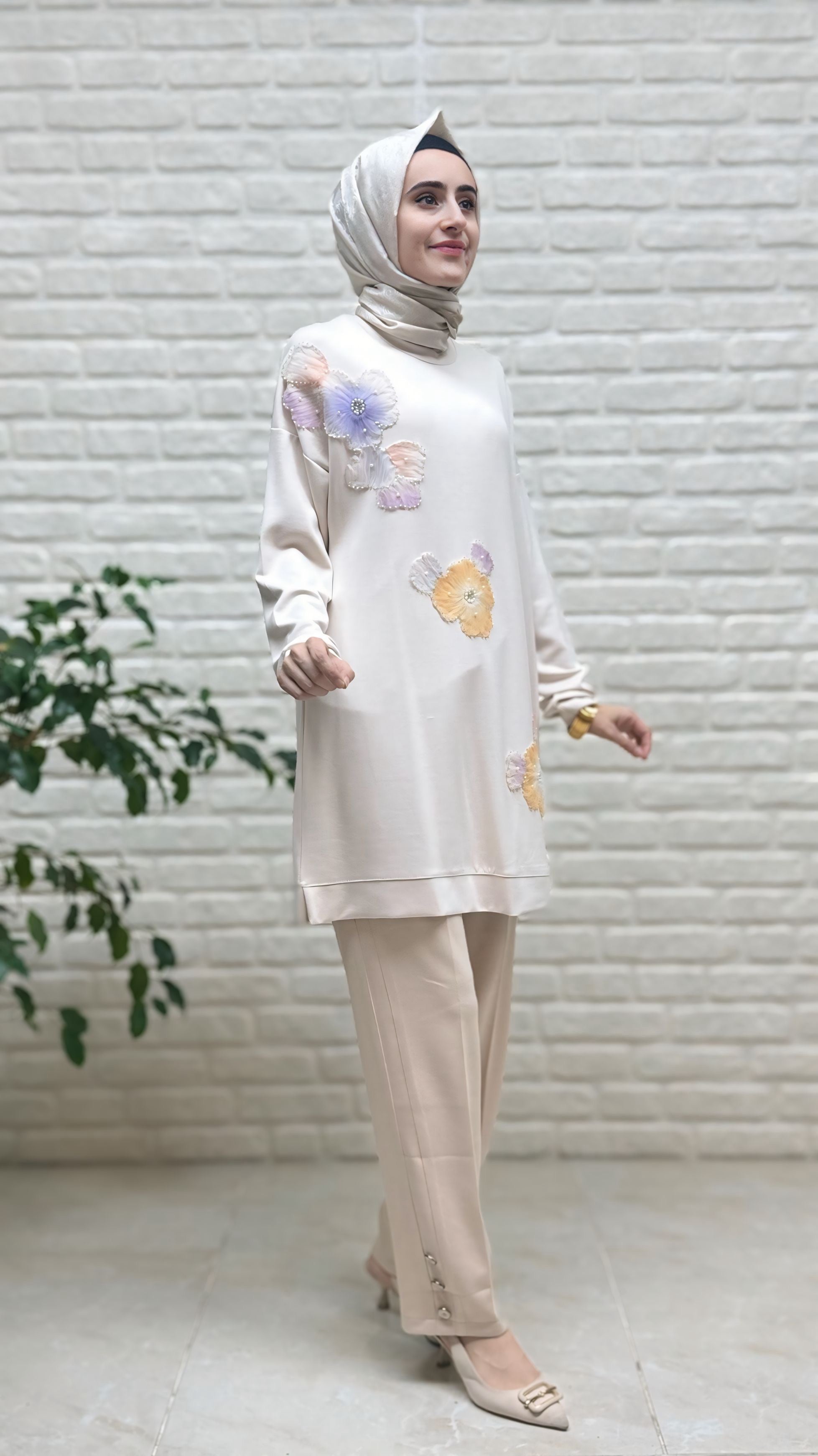 Simay Moda Oysho Paça Yanı Üç Düğmeli Pantolon 1075