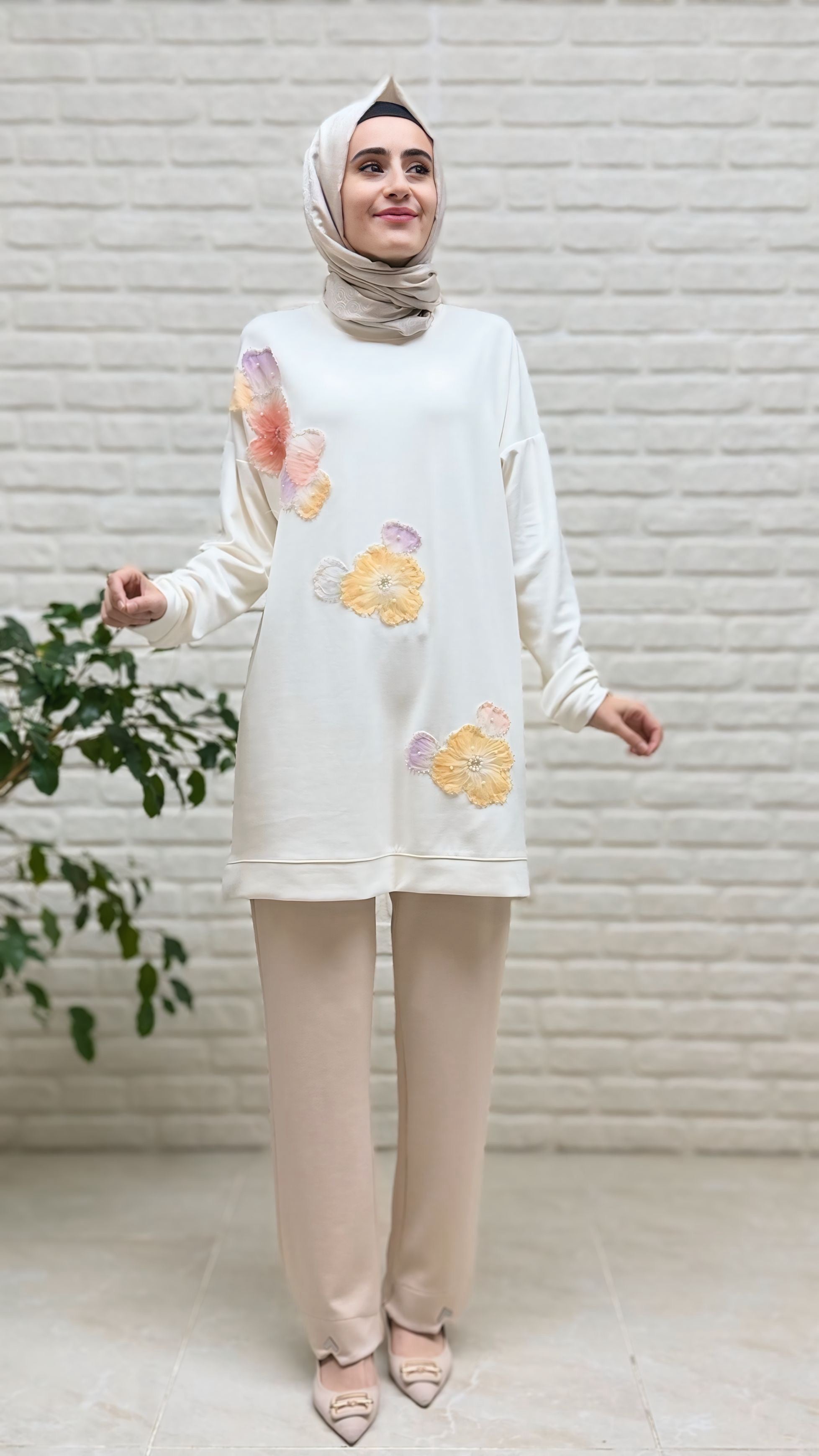 Simay Moda Oysho V Logo Çakmalı  Pantolon 1076