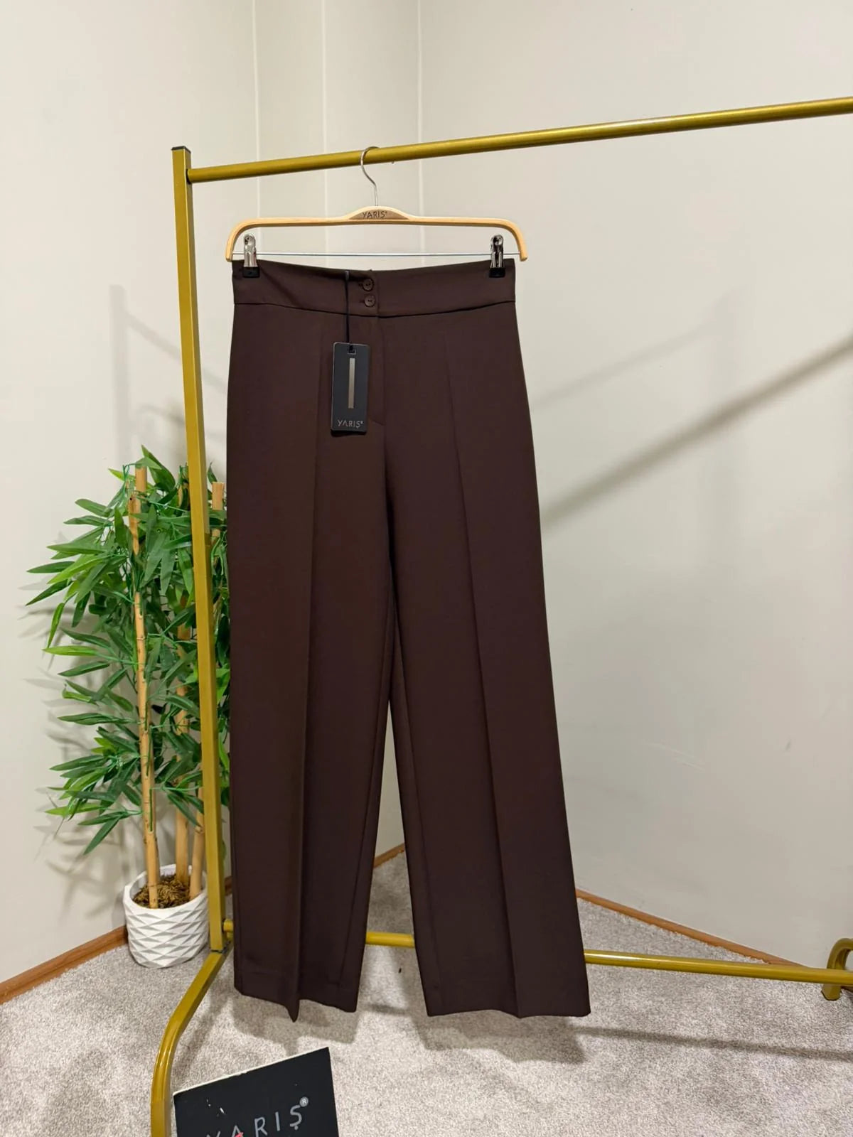 Yarış Bol Paça Beli Kemerli Pantolon 3348