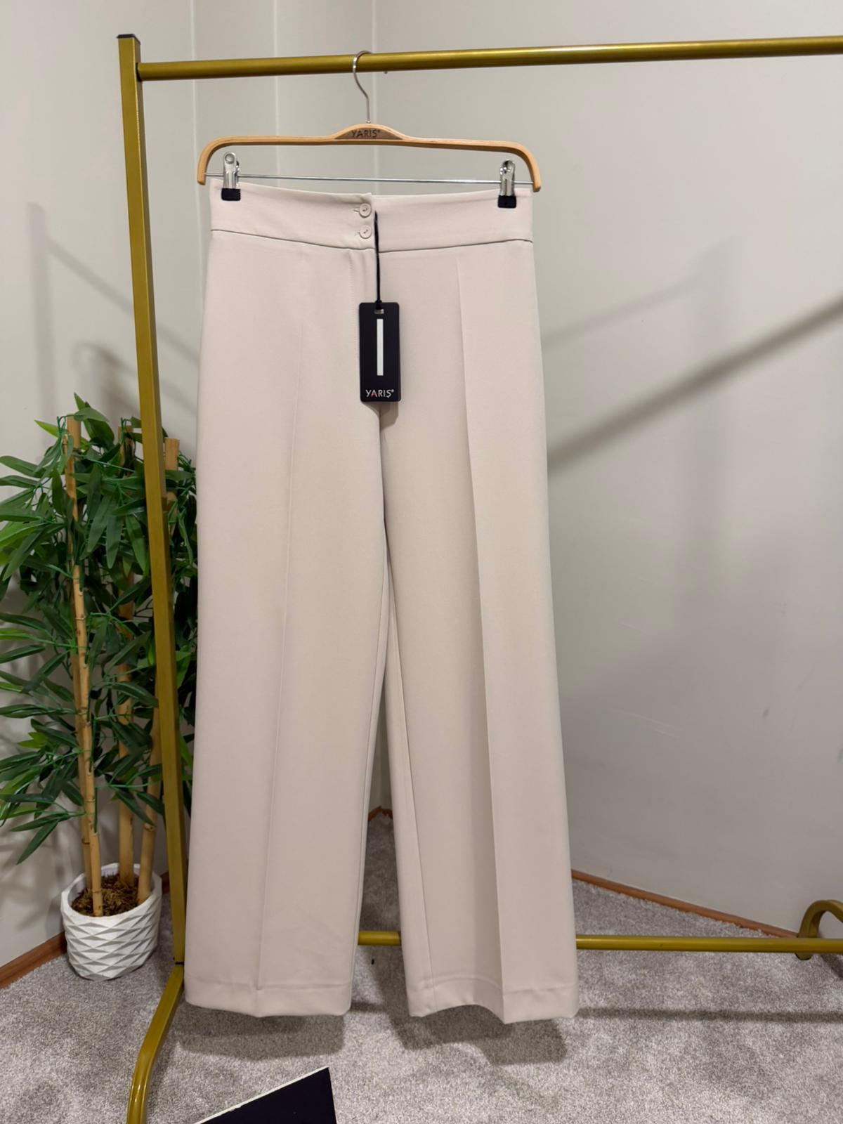 Yarış Bol Paça Beli Kemerli Pantolon 3348